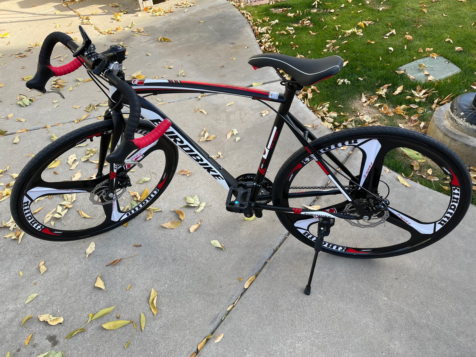EUROBIKE Bikes EURXC550 21 Speed Road Bike 700C Wheels Road Bicycle Dual Disc Brake Bicycles …… customer photo 2