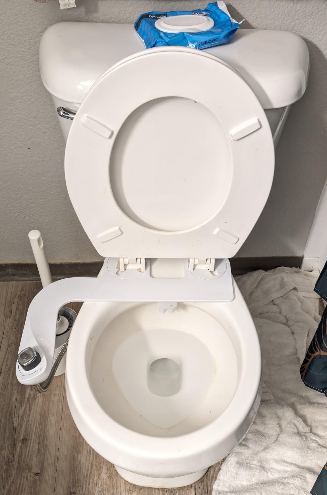 Bio Bidet SlimEdge Bidet Attachment for Toilet, Non Electric, Dual Nozzles for Front and Rear Cold Water Wash, Adjustable Water Pressure, White customer photo 1