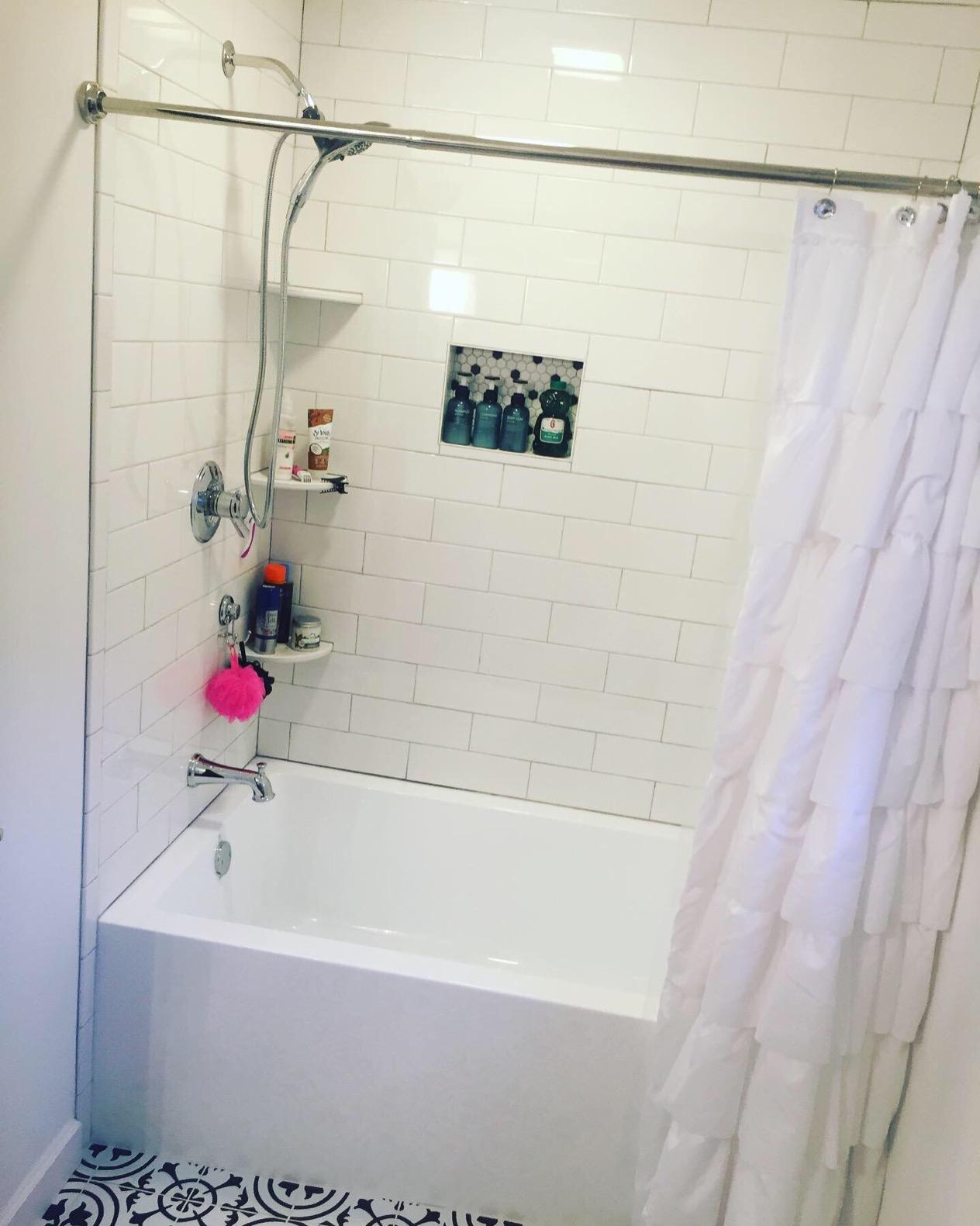 Kingston Brass Aqua Eden VTAP603622L 60-Inch Acrylic Alcove Tub with Left Hand Drain, White customer photo 1