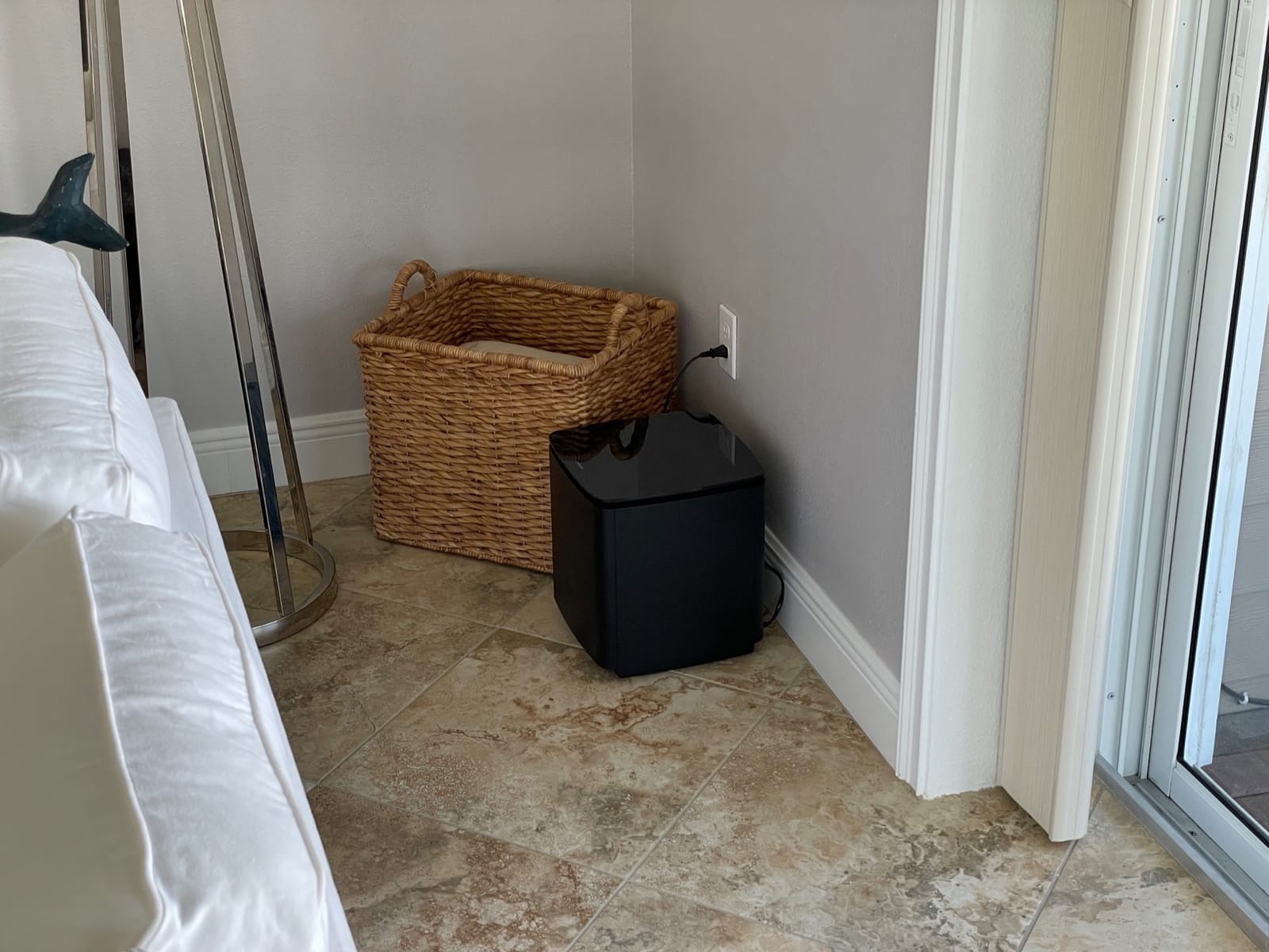 Bose Bass Module 700 - Wireless, Compact Subwoofer with 12-inch active driver customer photo 2