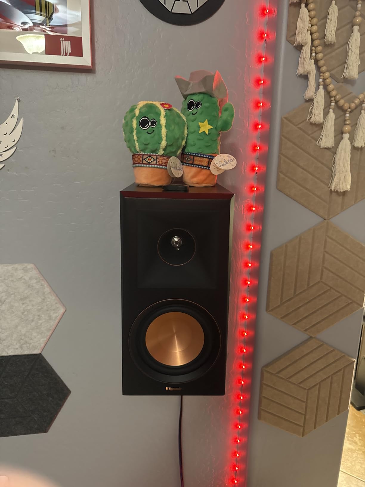 Klipsch RP-600M Reference Premiere Bookshelf Speakers - Pair (Ebony) customer photo 1