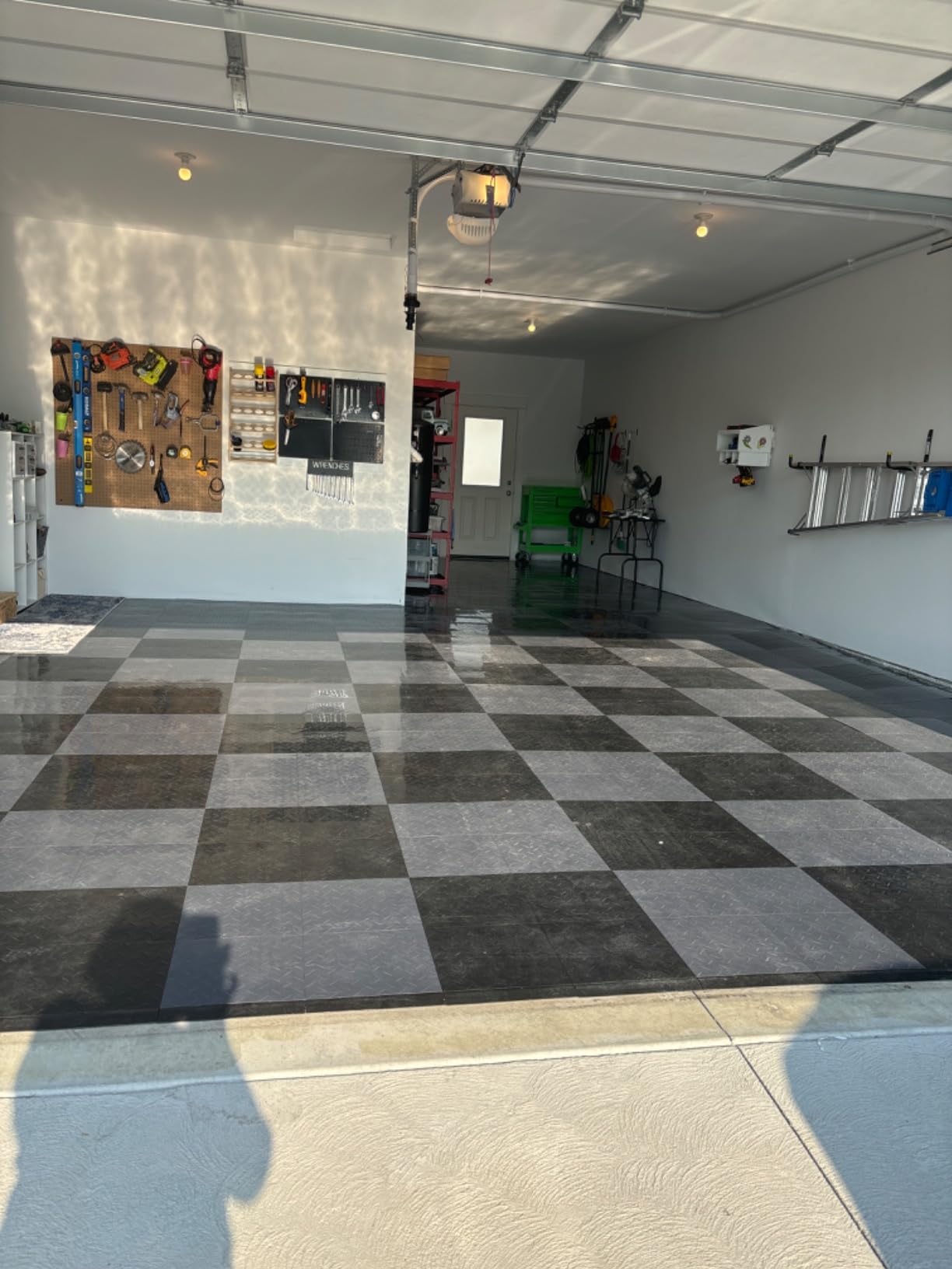 IncStores Nitro Garage Tiles 12