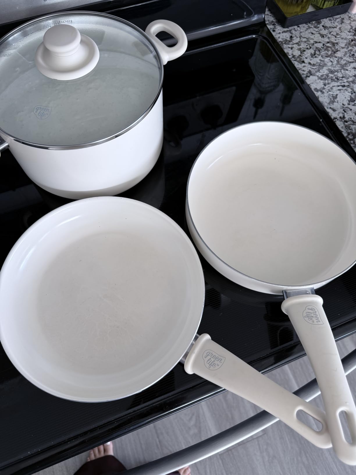 GreenLife 16 Piece Ceramic Nonstick Pots & Pans Cookware Set, Black | PFAS-Free Nonstick Coating, Stockpot, Frying Pans, Saucepans, Sauté Pan, Stay-Cool Handles, Dishwasher & Oven Safe up to 350F customer photo 2