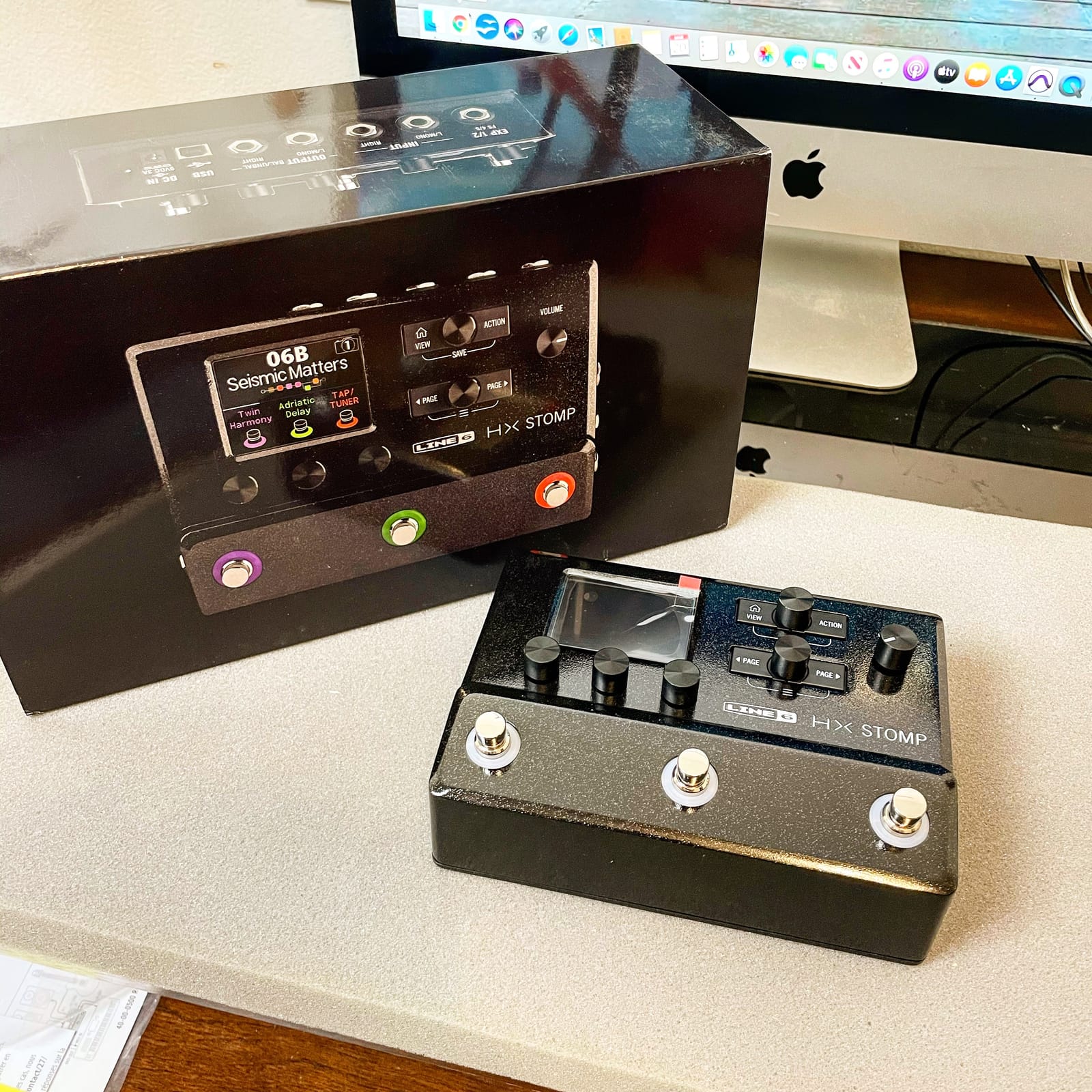 Line 6 HX Stomp Multi-Effects Guitar Pedal customer photo 2