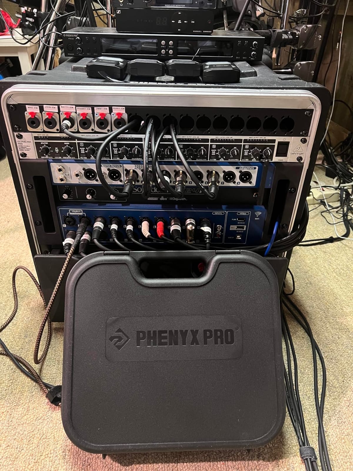 Phenyx Pro UHF Stereo Wireless in Ear Monitor System, Wireless IEM, 900MHz Band Selectable Frequency, Rack Mountable, 160 ft. Operation, Suitable for Stage, Studio, Exhibit, Lecture, Speech (PTM-10) customer photo 1