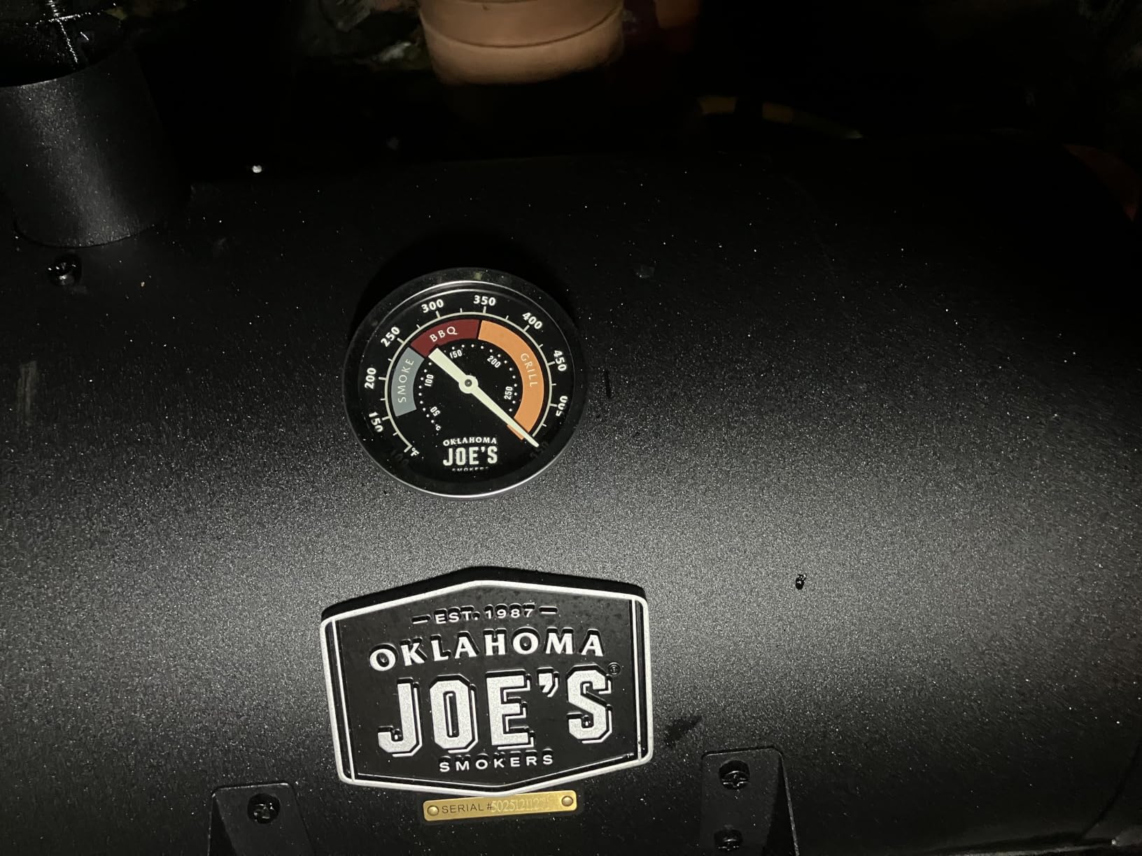 Oklahoma Joe's Rambler Portable Tabletop Charcoal Grill, 218 Sq. In. Cooking Space, Heavy-Duty Steel Construction, Cast Iron Grates, Built-In Temperature Gauge customer photo 2
