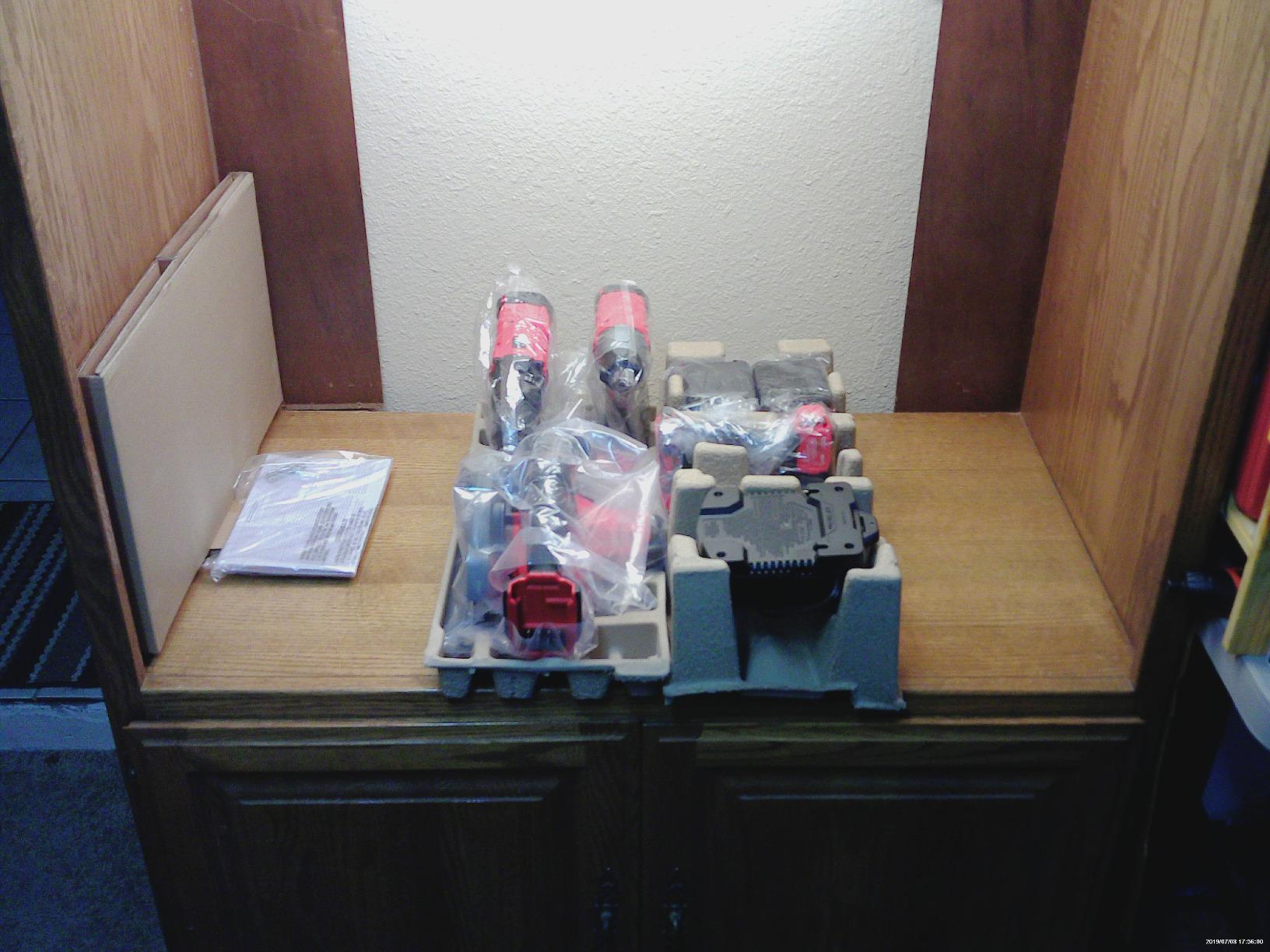 CRAFTSMAN V20 MAX Cordless Power Tool Kit, Circular Saw with 6 1/2 inch Blade, 1/4 inch Impact Driver, 1/2 inch Drill/Driver, LED Task Light, Battery and Charger Included (CMCK401D2AM) customer photo 2
