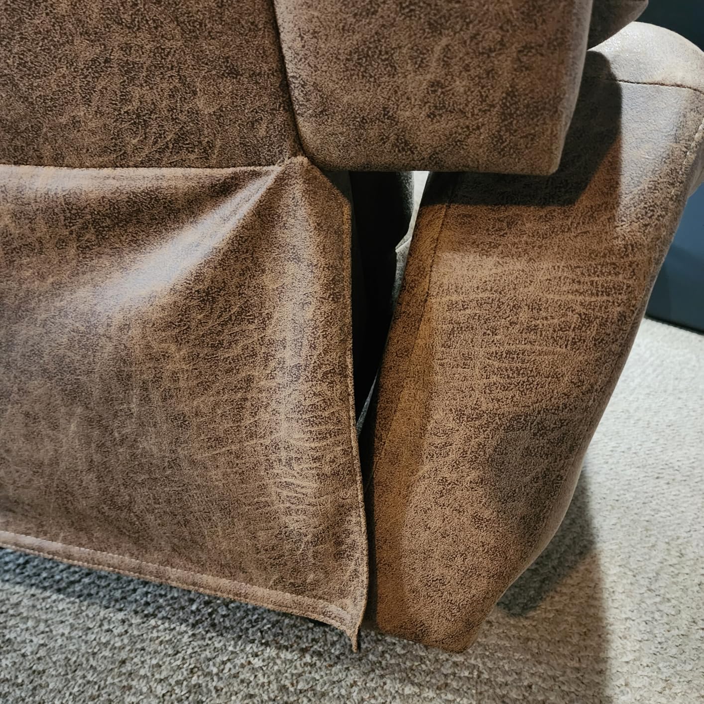 CANMOV Leather Recliner Chair, Classic and Traditional Manual Recliner Chair with Comfortable Arms and Back Single Sofa for Living Room, Nut Brown customer photo 2