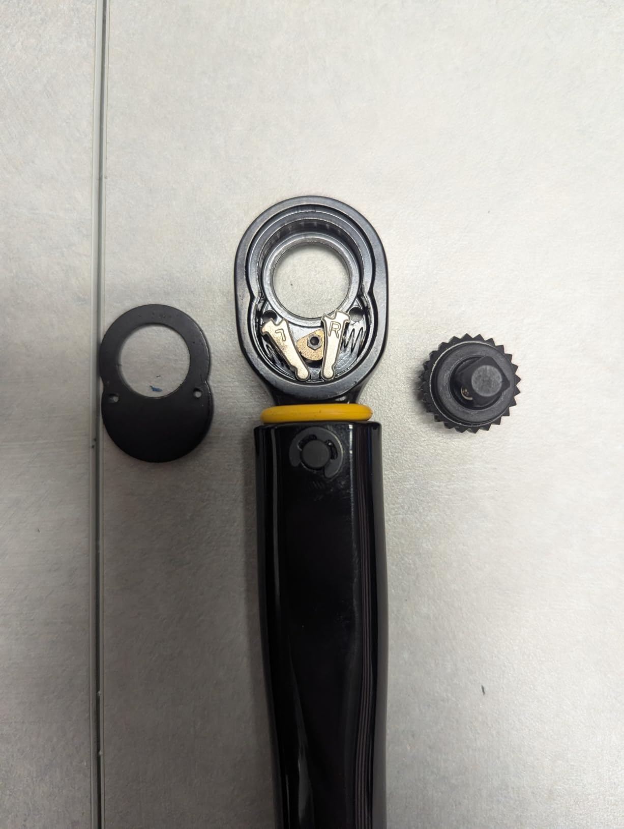 LEXIVON Inch Pound Torque Wrench 1/4-Inch Drive | 20~200 in-lb/2.26~22.6 Nm (LX-181) customer photo 1