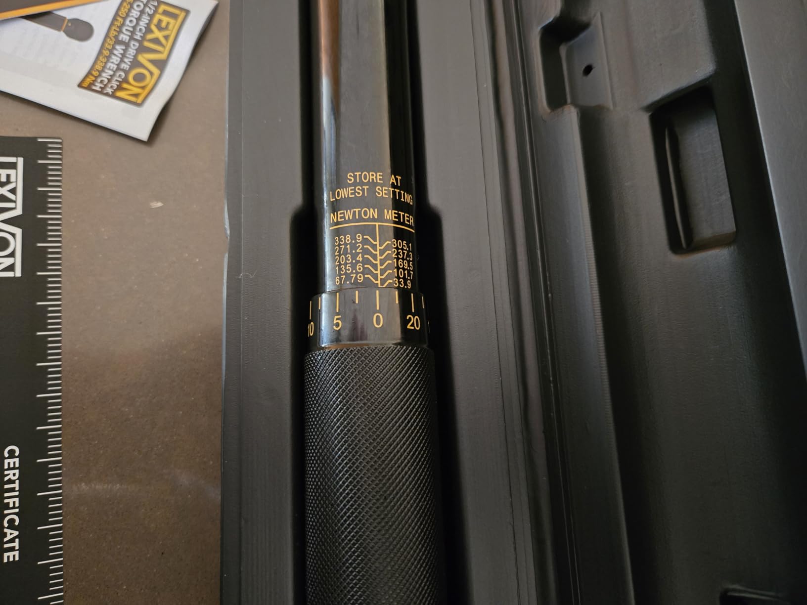 LEXIVON 1/2-Inch Drive Click Torque Wrench 25-250 Ft-Lb/33.9-338.9 Nm (LX-184) customer photo 2