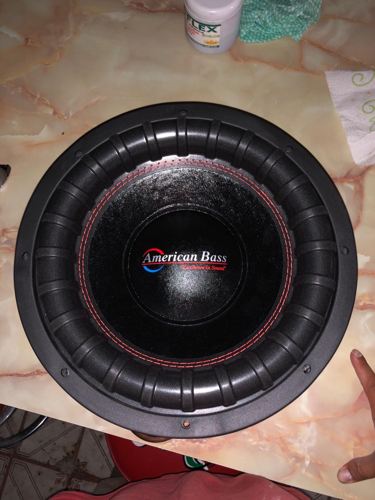 American Bass XFL 10