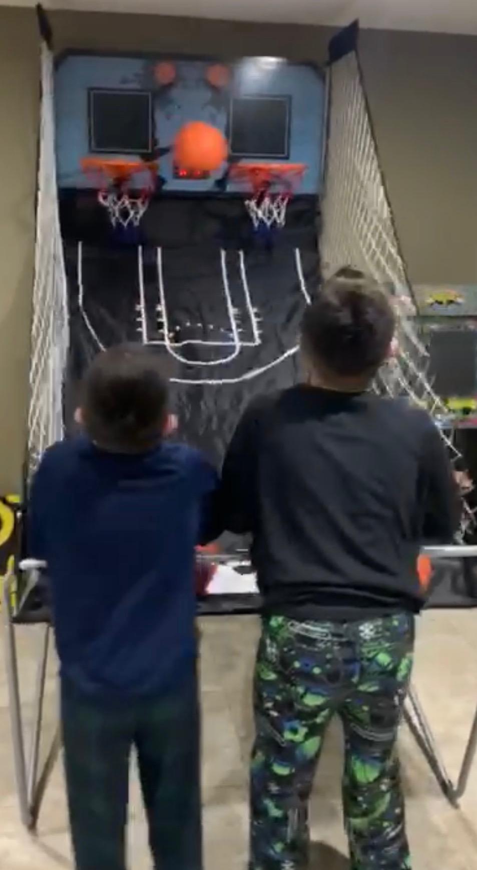 Saturnpower Shot Creator Indoor Basketball Arcade Game Foldable Electronic Double Shootout Sport Game Official Home Dual Shot Basketball 2 Player with 4 Balls customer photo 2