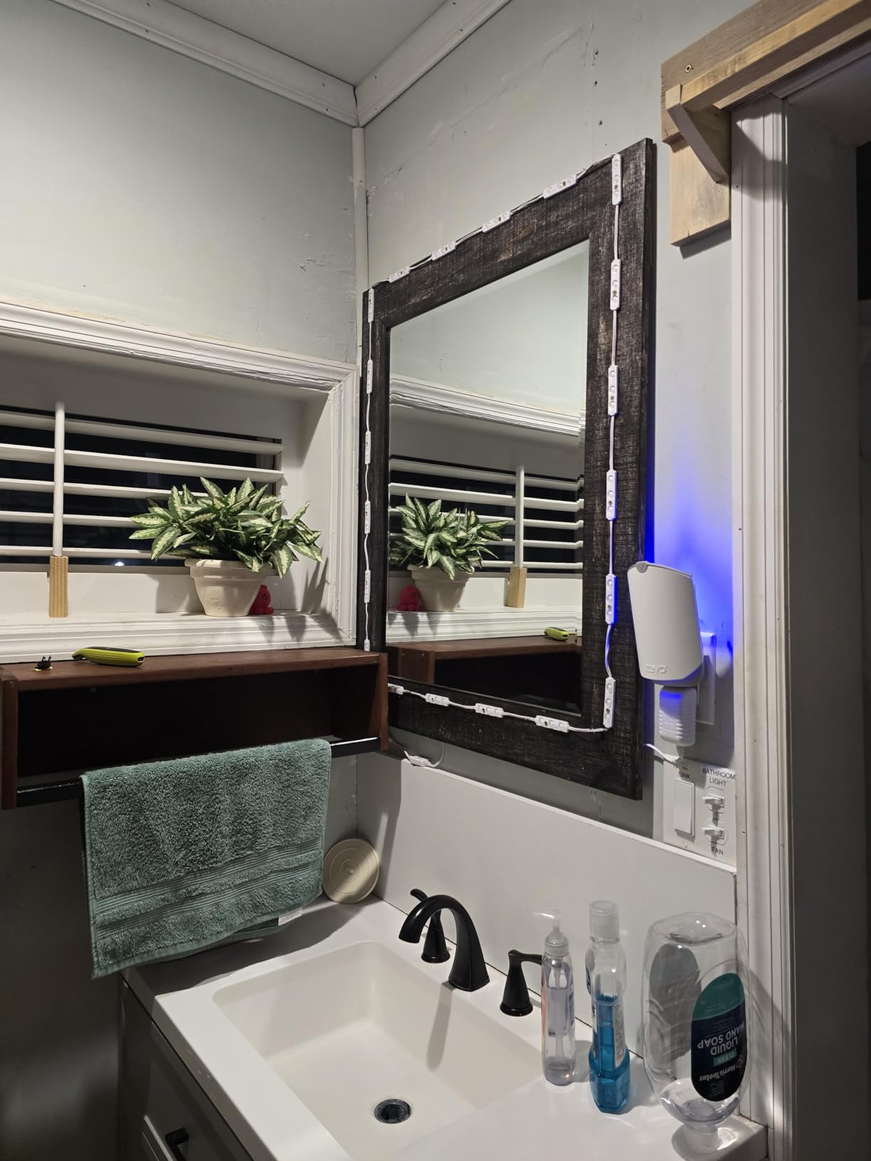 Led Vanity Mirror Lights, Hollywood Style Vanity Make Up Light, 10ft Ultra Bright White LED, Dimmable Touch Control Lights Strip, for Makeup Vanity Table & Bathroom Mirror, Mirror Not Included customer photo 1