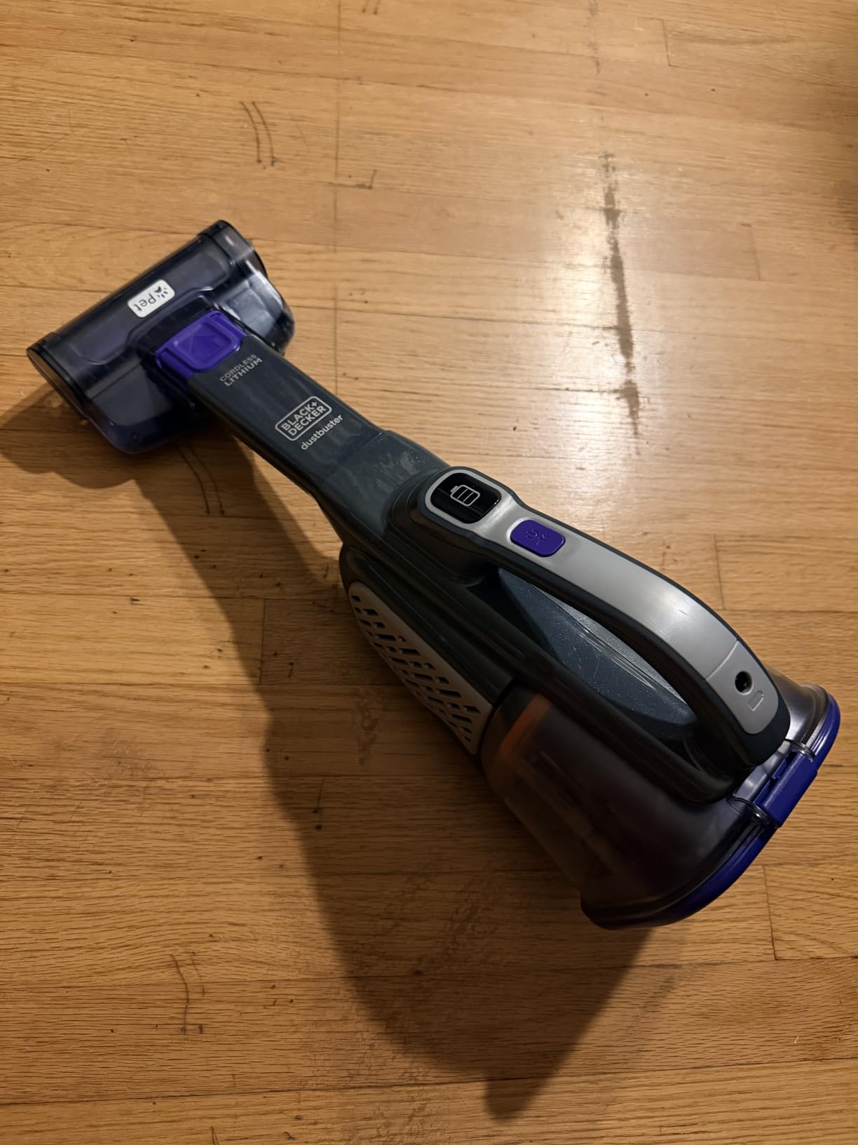 BLACK+DECKER dustbuster furbuster Pet Hair Vacuum with Motorized Pet Hair Brush, Handheld Vacuum Cordless for Home and Car, Rechargeable, Portable, Powerful Suction, AdvancedClean (HHVK515JP07) customer photo 1