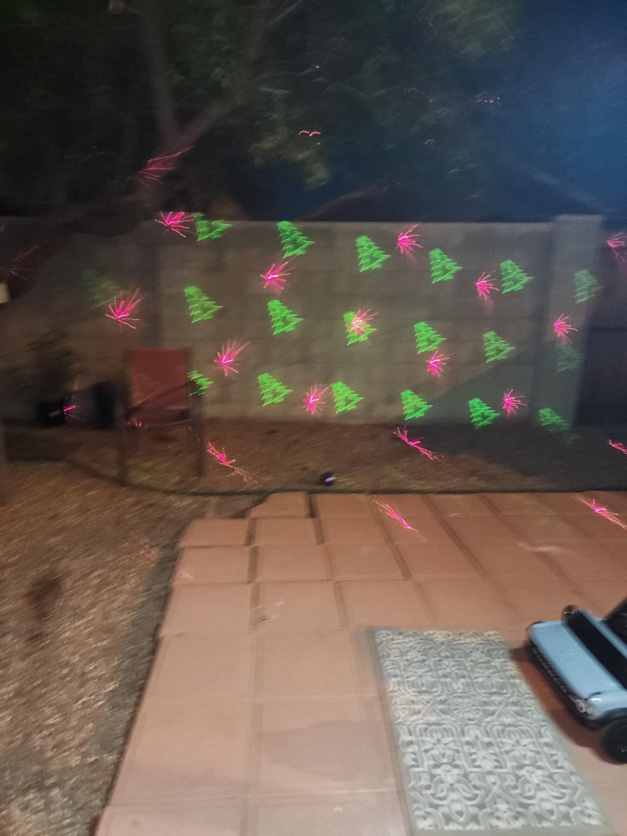 Christmas Laser Lights, Projector Lights Landscape Spotlight Red and Green Star Show with Christmas Decorative Patterns for Indoor Outdoor Garden Patio Wall customer photo 1