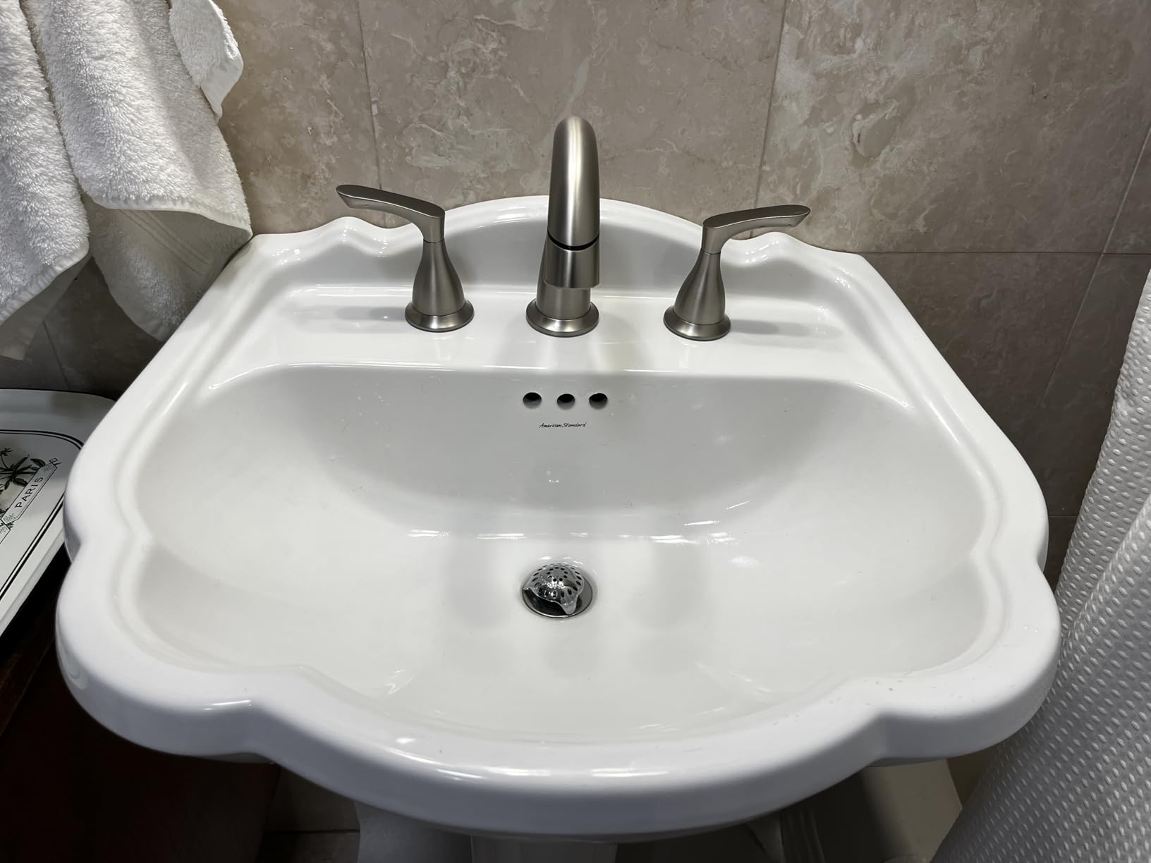 Delta Broadmoor Brushed Nickel Bathroom Faucet with Sprayer, 8 Inch 3 Hole Widespread Bathroom Sink Faucet with Pull Out Sprayer, Push-Pop Drain, SpotShield Stainless 35765LF-SPPD customer photo 2