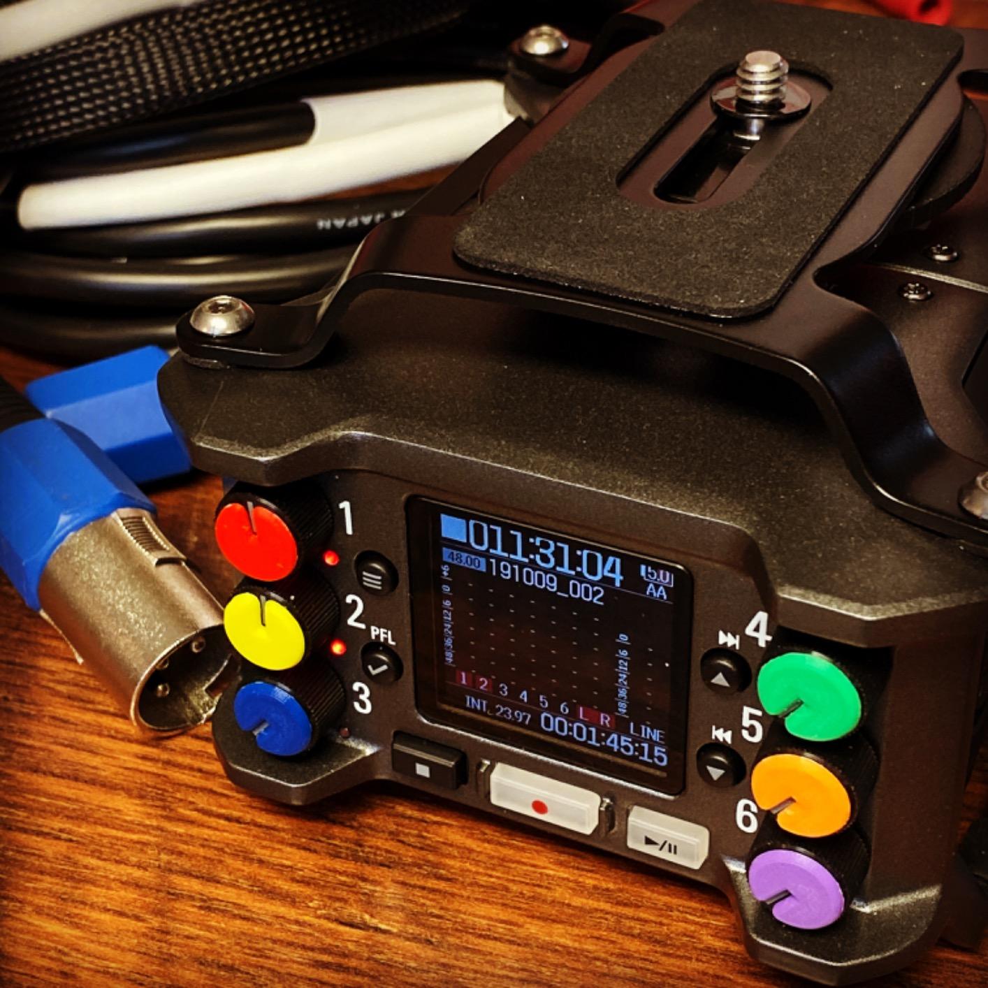 Zoom F6 Professional Field Recorder for Filmmakers & Musicians | 32-Bit Float, 6 XLR Inputs, 14 Tracks, Timecode I/O, Wireless Control customer photo 1