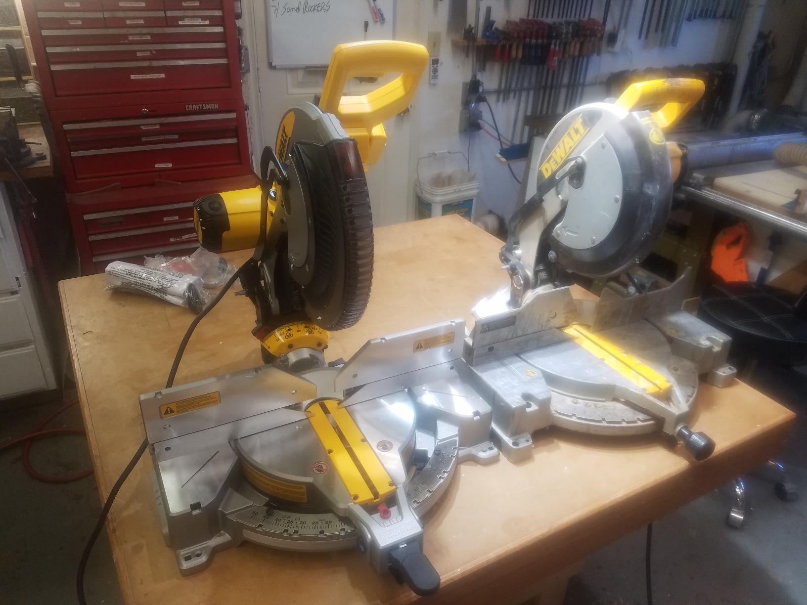 DEWALT Miter Saw, 12-Inch, Double Bevel, Compound, XPS Cutline, 15-Amp (DWS716XPS) customer photo 2