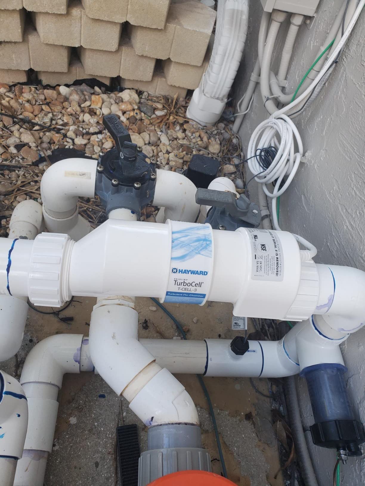 Hayward Aquarite Salt Chlorine Generator for Swimming Pools 40,000 Gallons customer photo 2