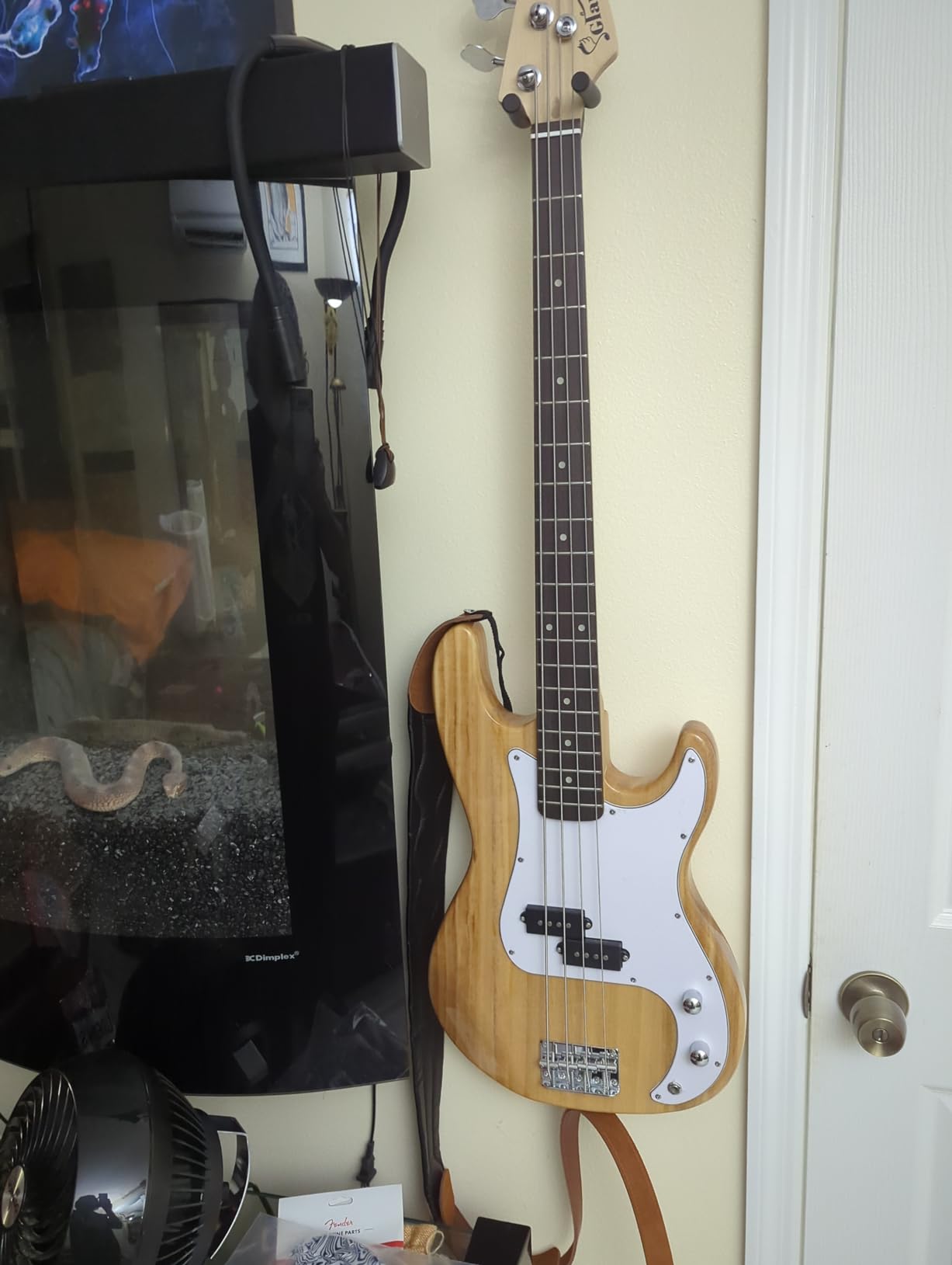 Glarry Electric Bass Guitar Full Size 4 String Rosewood Basswood Fire Style Exquisite Burning Bass(Burly Wood) customer photo 2