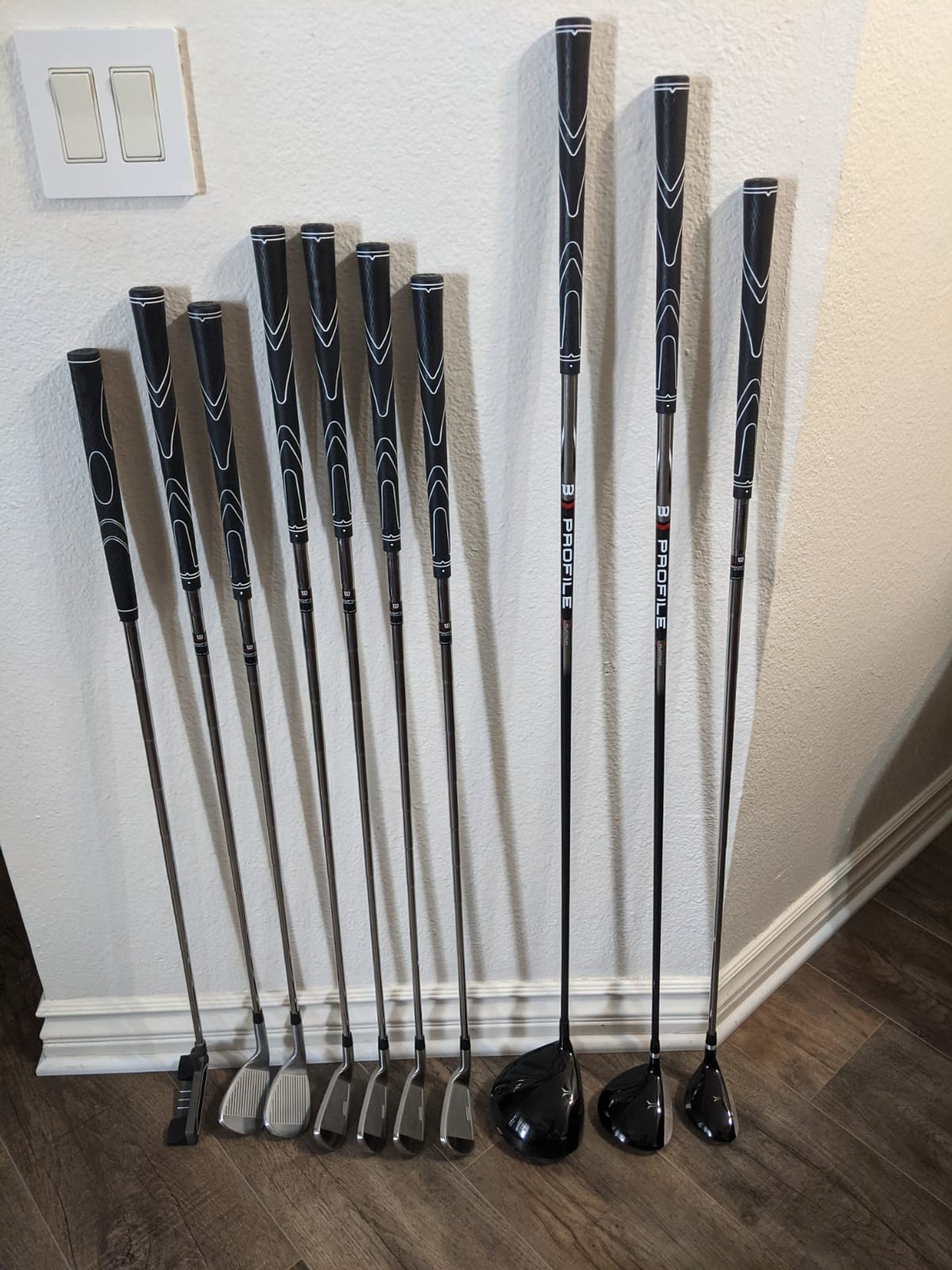 Wilson Men's Profile Platinum Complete Golf Club Package Set - Right Handed, Stand Bag customer photo 1