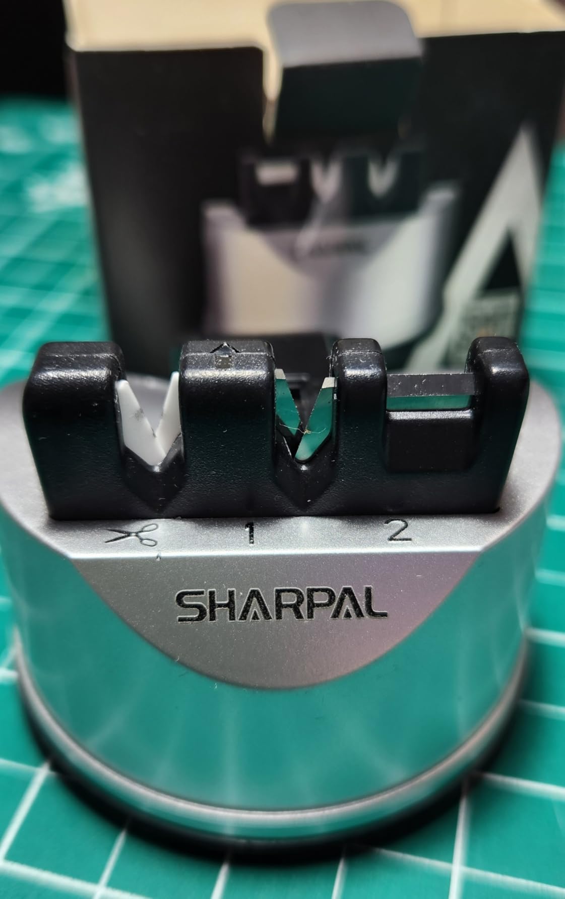 SHARPAL 191H Knife Scissors Sharpener | Repairs, Restores & Sharpens, Straight, Serrated & Kitchen Knives, Versatile Sharpening Tool for Blades, Gifts for Home Cooks customer photo 2