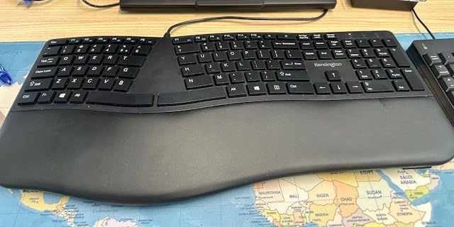 Kensington Pro Fit Ergonomic Wired Keyboard - Black (K75400US) customer photo 2