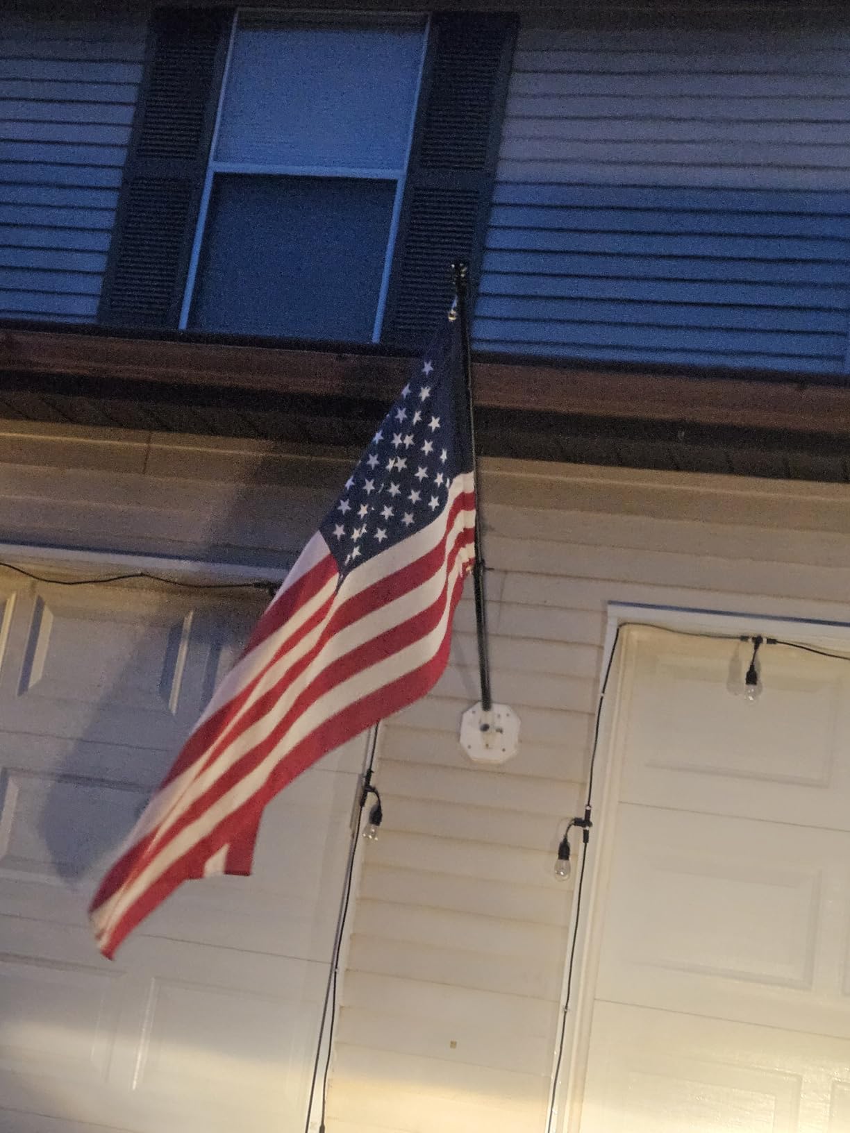 COCONUT 5FT Stainless Steel Tangle Free Flag Pole, for 3x5 American Flag, House Porch Residential Commercial Use, Silver (Bracket Not Included) customer photo 1