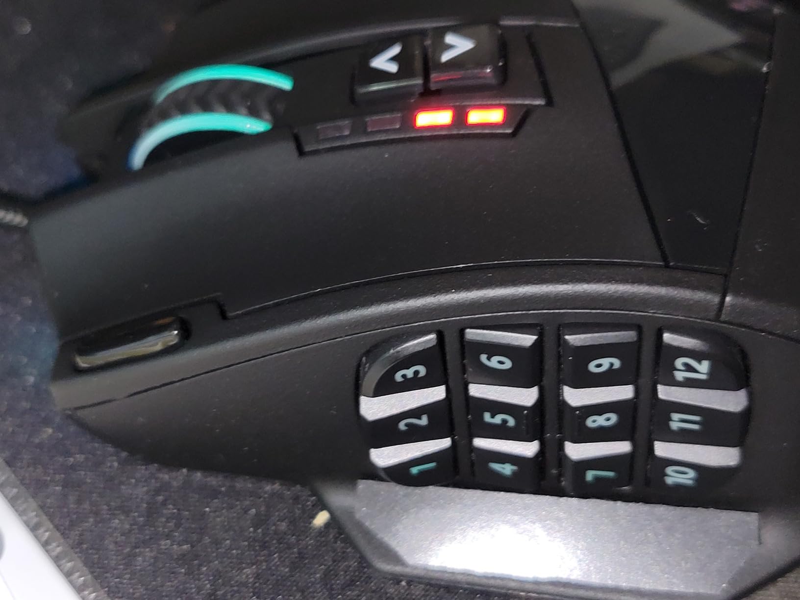 UtechSmart Venus Pro Wireless MMO Gaming Mouse - 16000 DPI RGB | 16 Programmable Buttons, High Precision Laser 2.4G, 70Hr Battery, Ergonomic Grip, Optical Sensor, Black customer photo 1