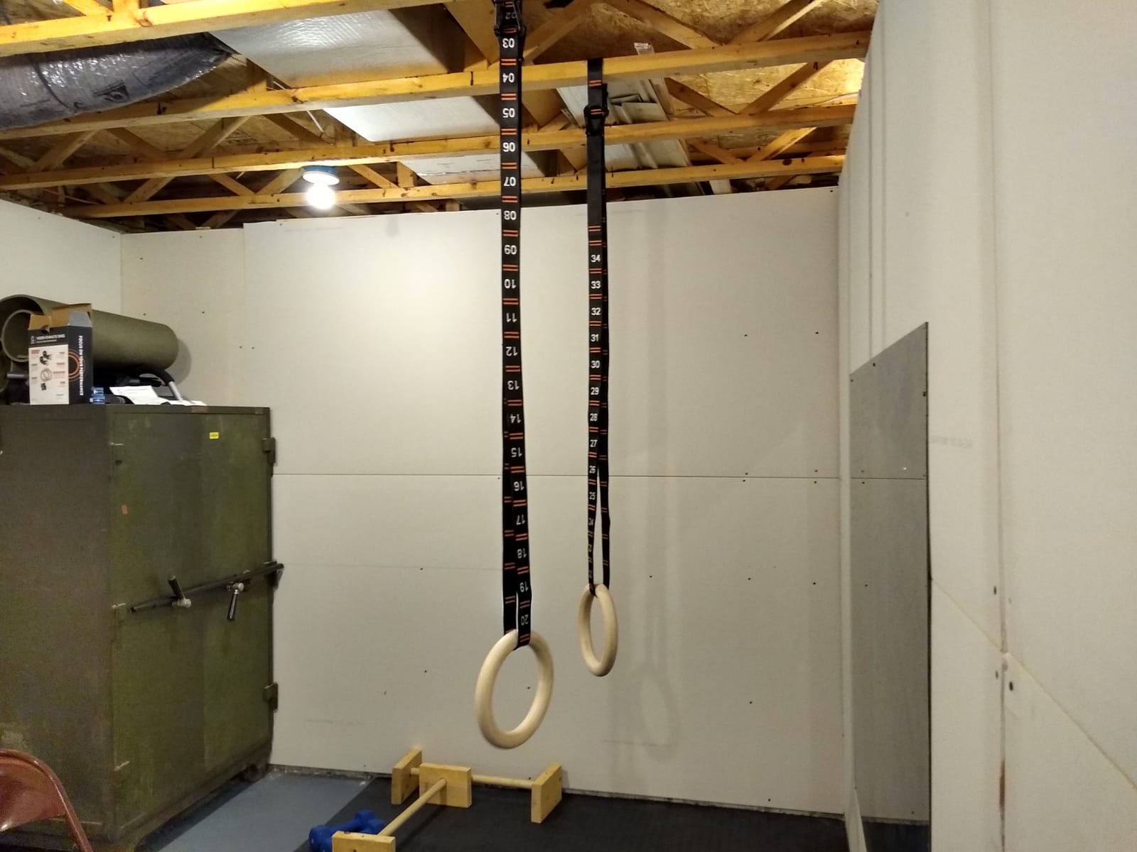 Gonex Wooden Gymnastic Rings with Adjustable Straps Olympic Pull Up Rings customer photo 2