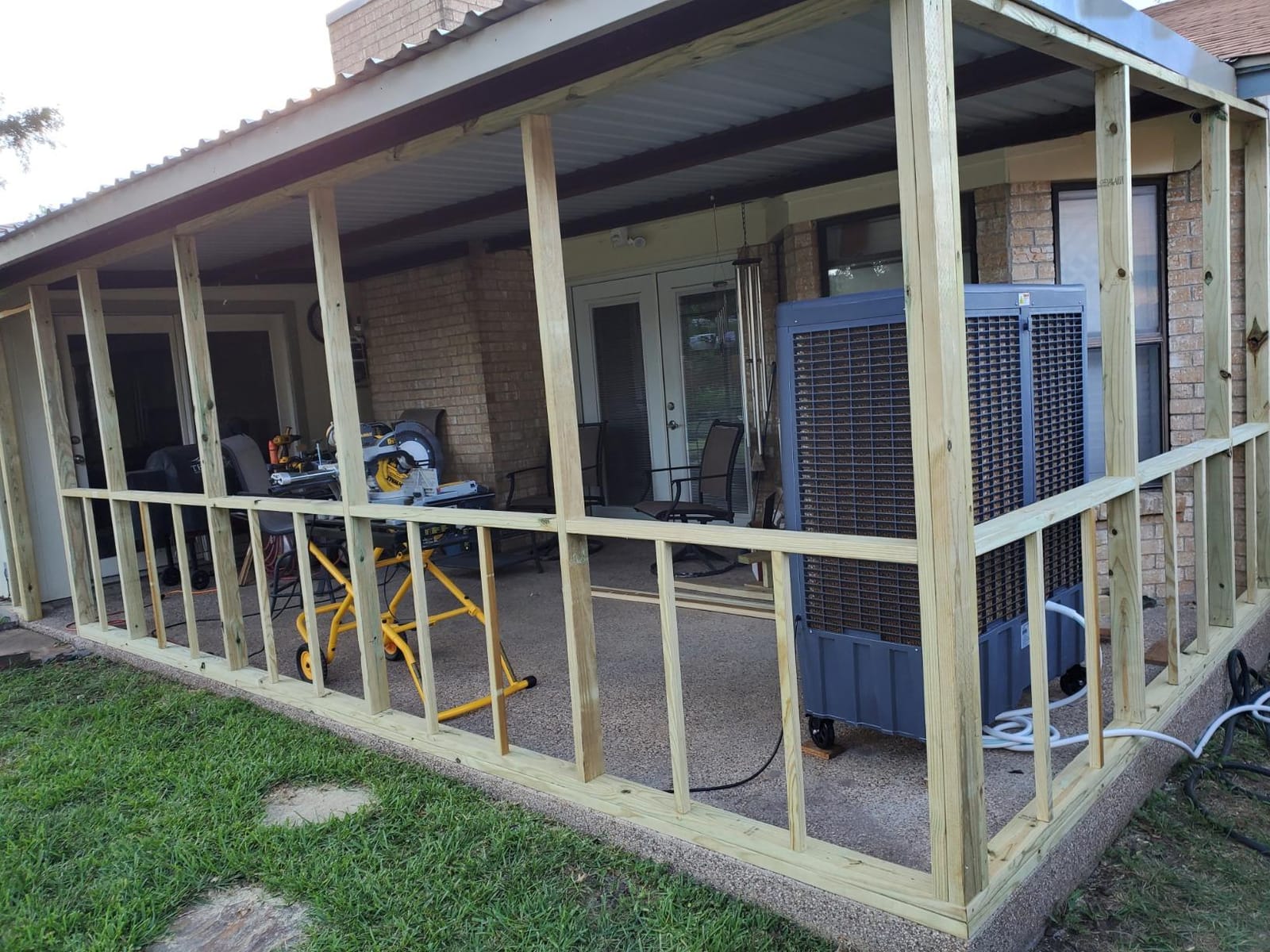 Hessaire MC92V Evaporative Cooler 11,000 CFM,Gray customer photo 2