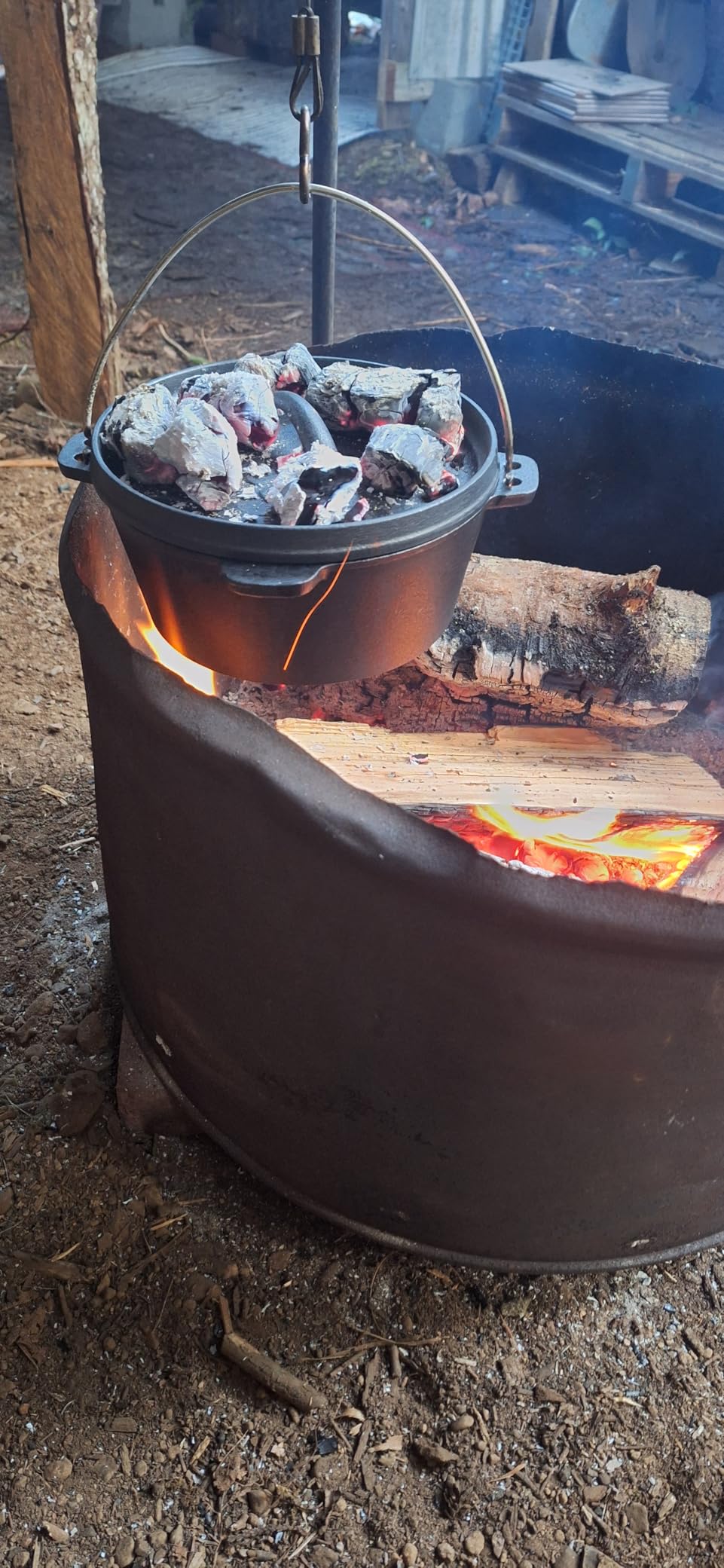 Stansport Pre-Seasoned Cast Iron Dutch Oven customer photo 1