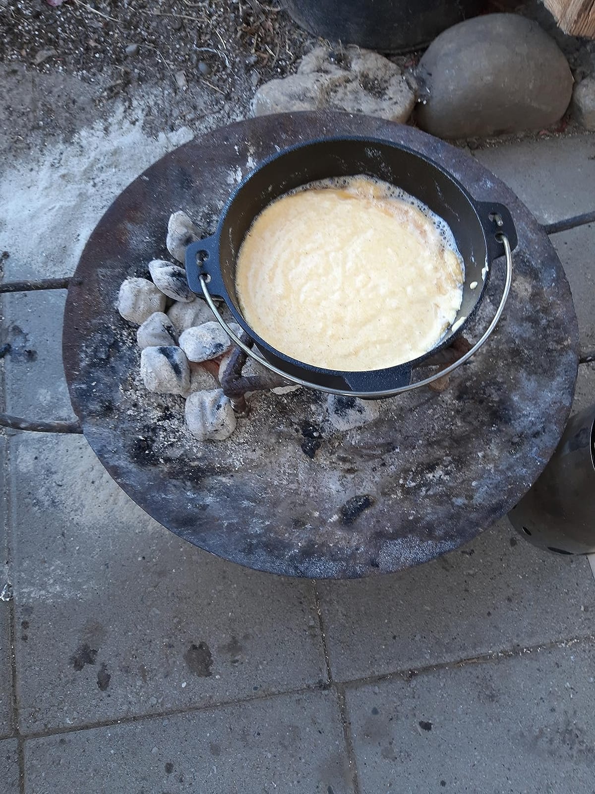 Stansport Pre-Seasoned Cast Iron Dutch Oven customer photo 2