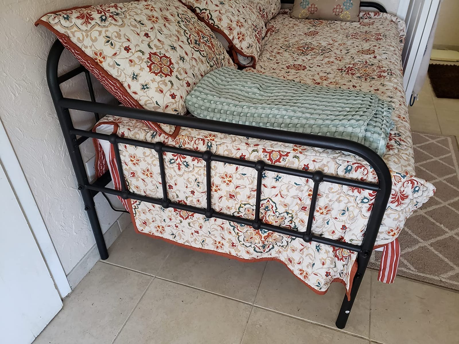 Metal Daybed Frame Twin Size, Black customer photo 2