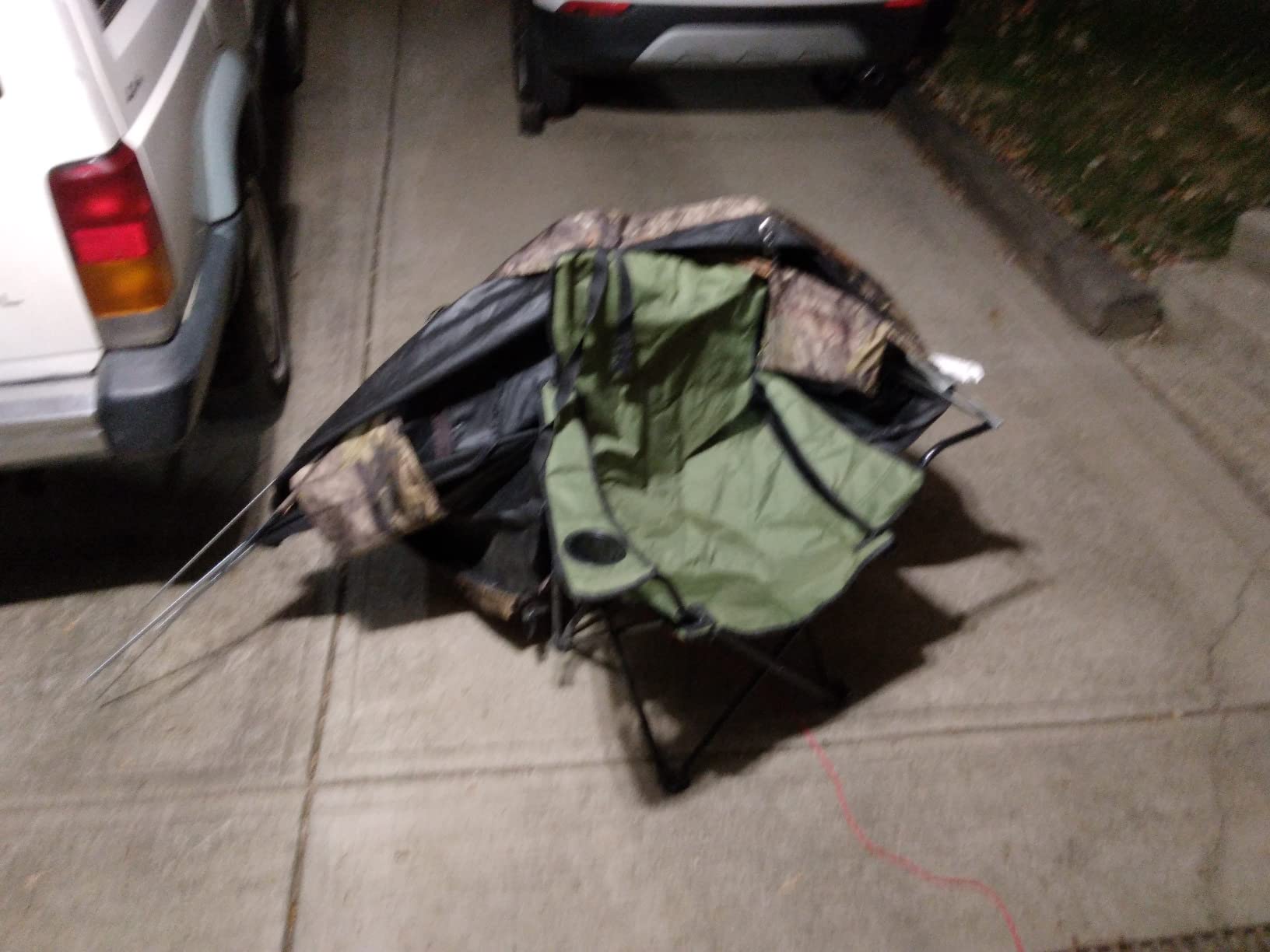 Ameristep Hunting Lightweight Portable Ultra-Compact Easy-Setup 1-Person Tent Chair Ground Blind, Mossy Oak Break-Up Country customer photo 1