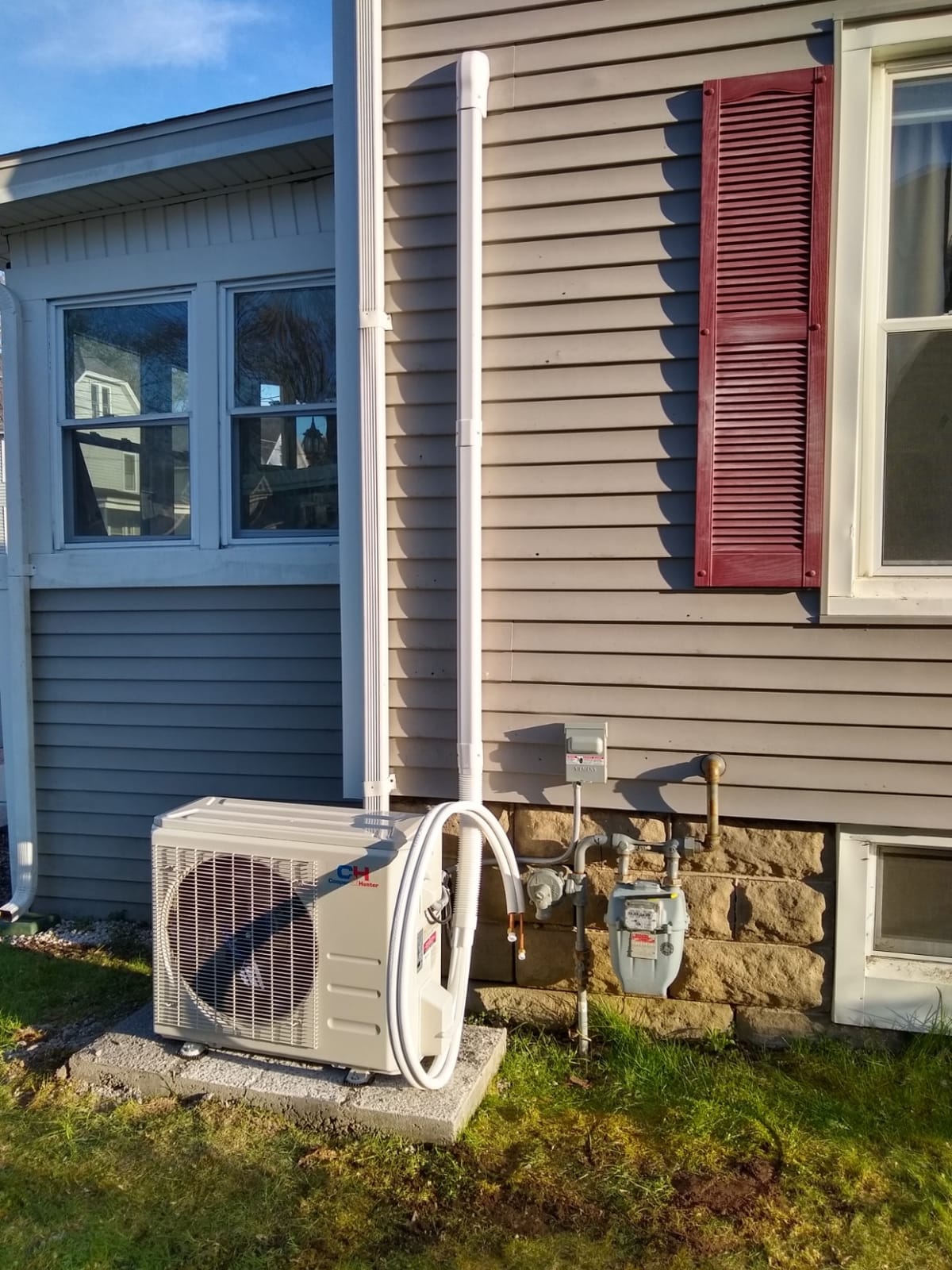 Cooper & Hunter 24,000 BTU 230V Wall Mount Mini Split AC, 18.7 SEER2 customer photo 1