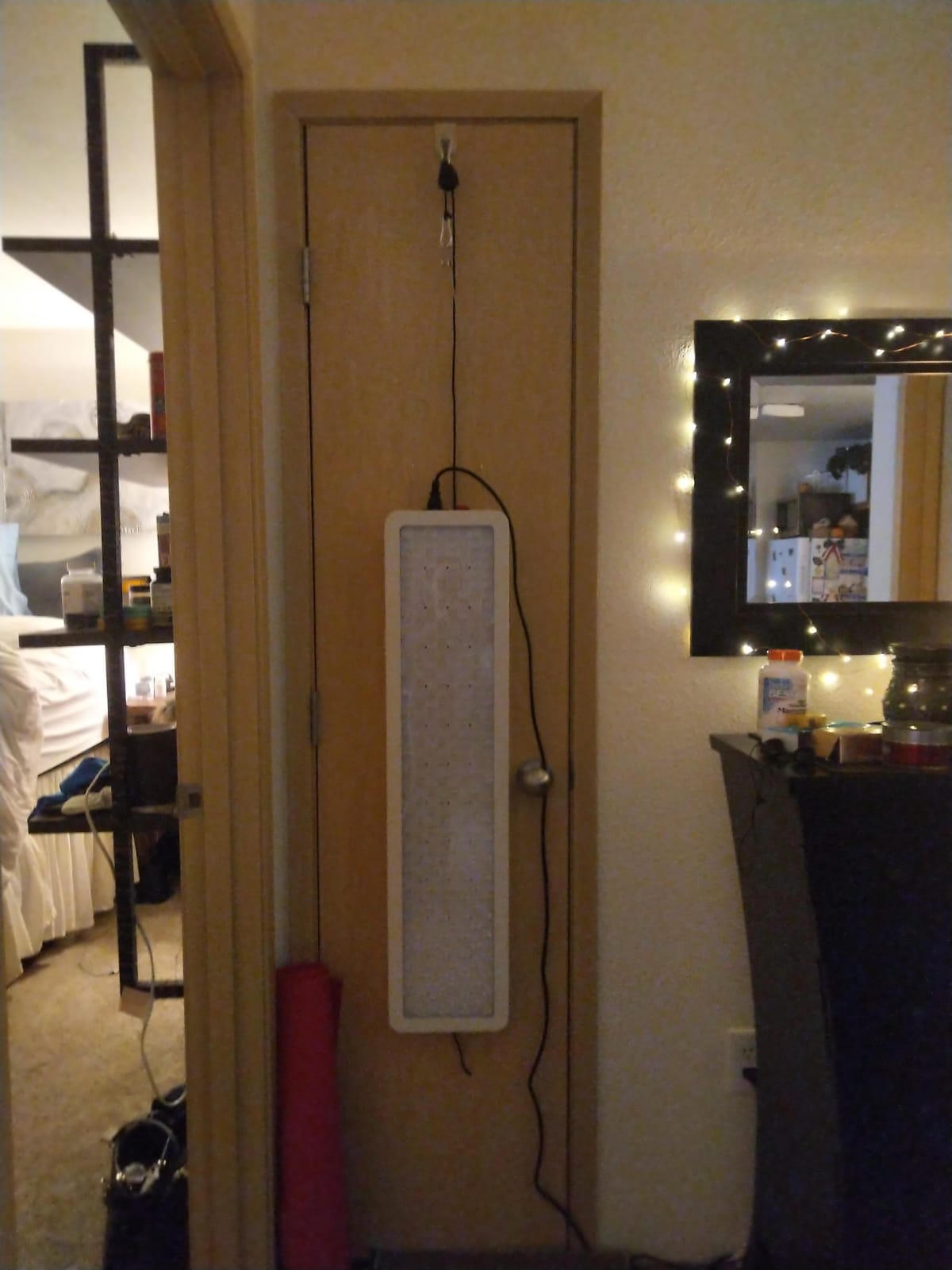 BestQool Red Light Therapy Panel, 4 Wavelengths 200 LEDs Full Body, 330W | 630-940nm Red and Infrared Light Therapy, Elite Grade Dual Chip High Power Red Light Lamp at Home, Modular Design, Pro200 customer photo 2