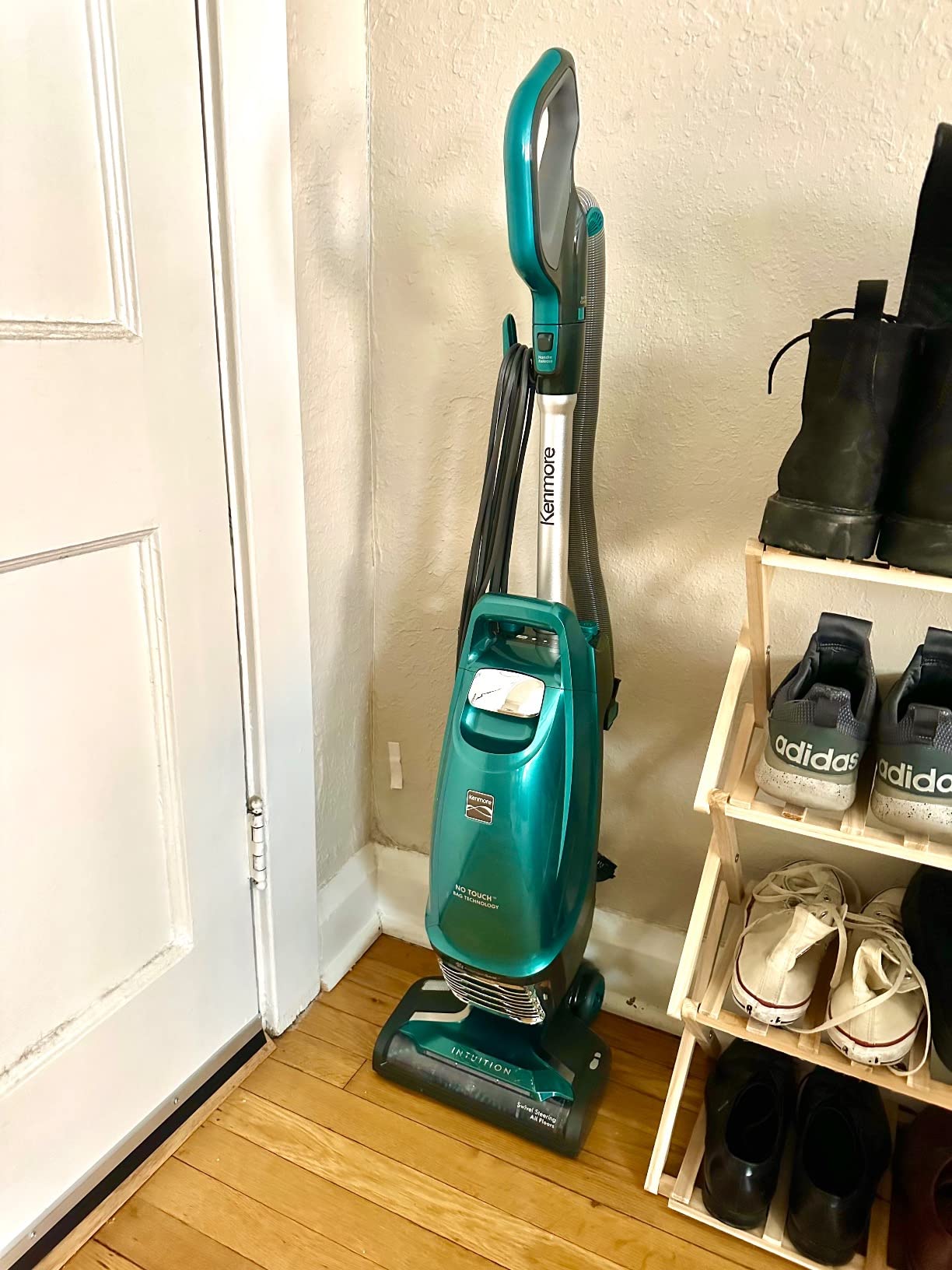Kenmore Intuition Bagged Upright Vacuum Lift-Up Carpet Cleaner customer photo 1