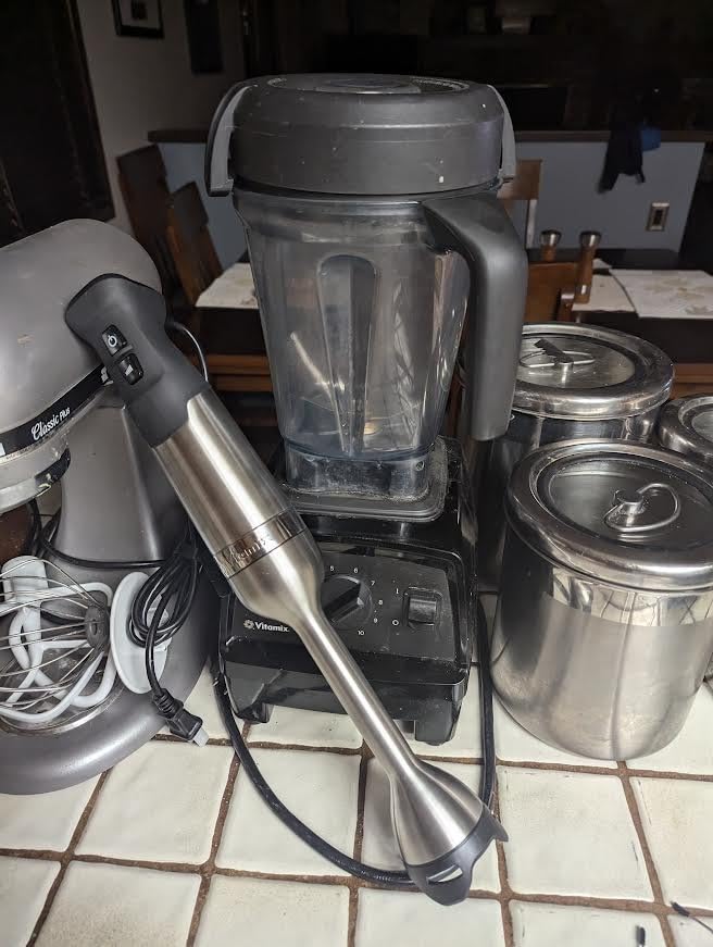 Vitamix 5-Speed Immersion Blender, 625-Watt Motor, Stainless Steel/Black | Professional-Grade Hand Blender, 5-Speed Control, One-handed Operation, Stainless Blades, 5-Foot Cord, Blend in Any Container customer photo 2