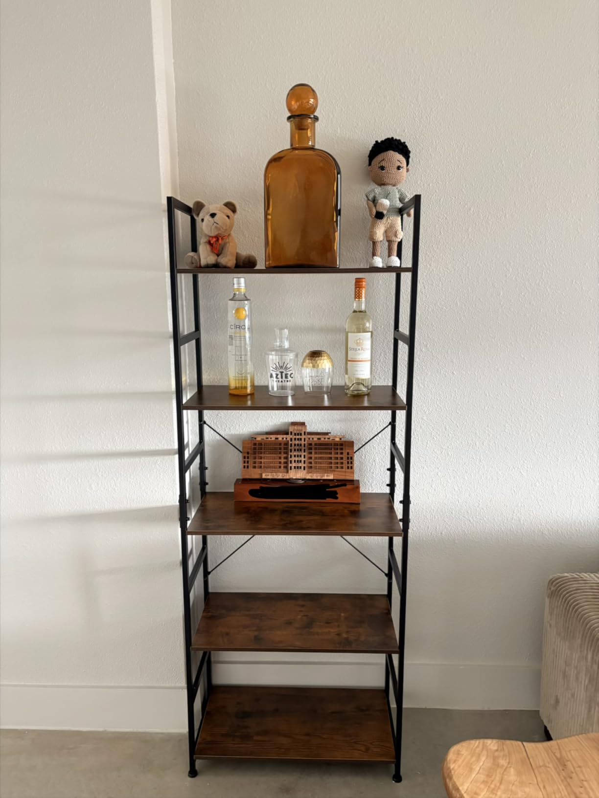 NUMENN 5 Tier Bookshelf, Tall Freestanding Open Storage Bookcase, Vintage customer photo 1