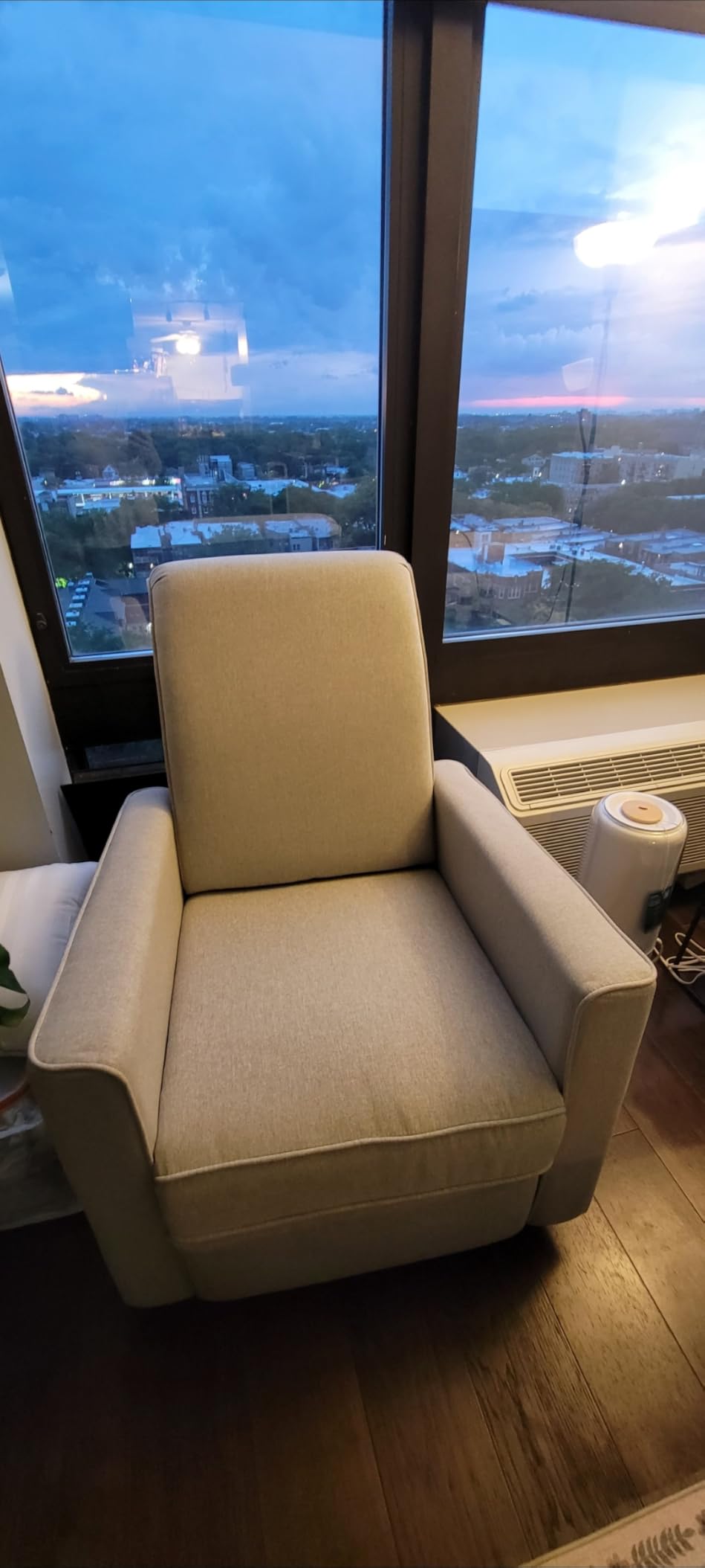Evolur Raleigh Upholstered Manual Glider Recliner– Rocking & 360° Swivel with Smooth Glide – Greenguard Gold & FSC Certified – Modern Nursery and Living Room Chair in Light Grey customer photo 1
