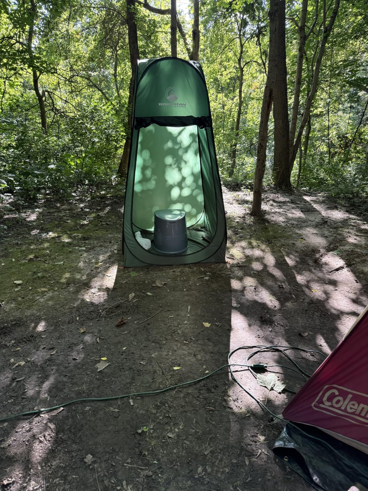VINGLI Portable Toilet | Indoor Outdoor Commode w/Detachable Inner Bucket & Removable Paper Holder, Lightweight & Compact for Camping, Boat, Van, Emergency Use (Grey) customer photo 1