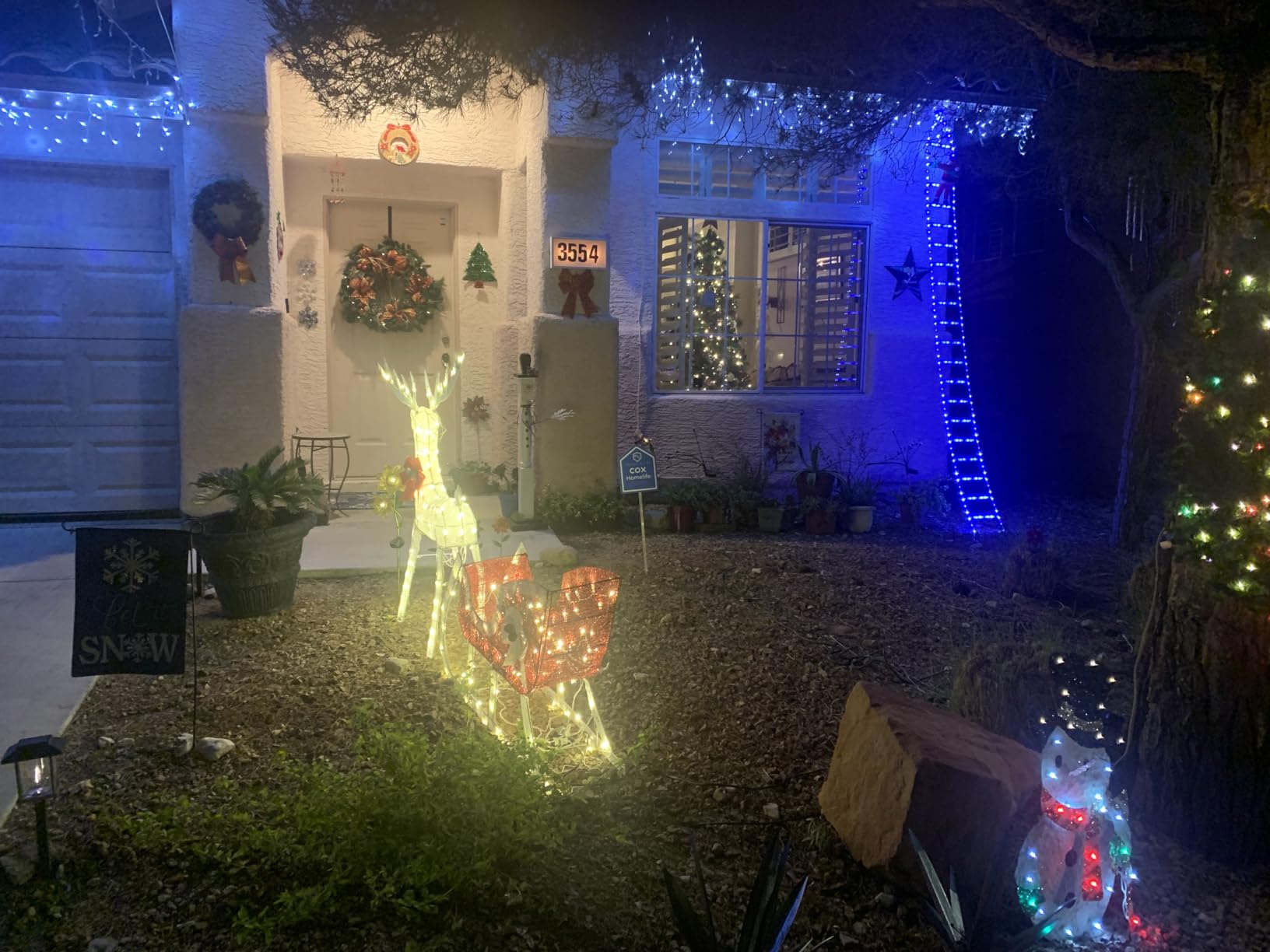 Best Choice Products Lighted Christmas 4ft Reindeer & Sleigh Holiday Outdoor Yard Decoration Set w/ 205 LED Lights, Stakes, Zip Ties - Gold customer photo 2