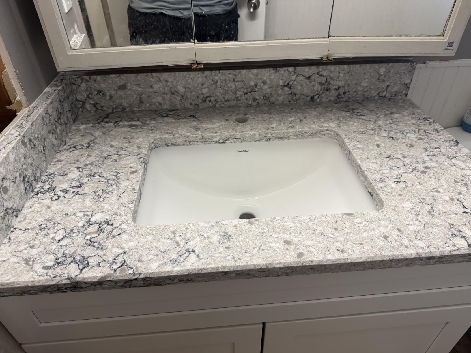 DeerValley Undermount Bathroom Sink White Rectangle 21