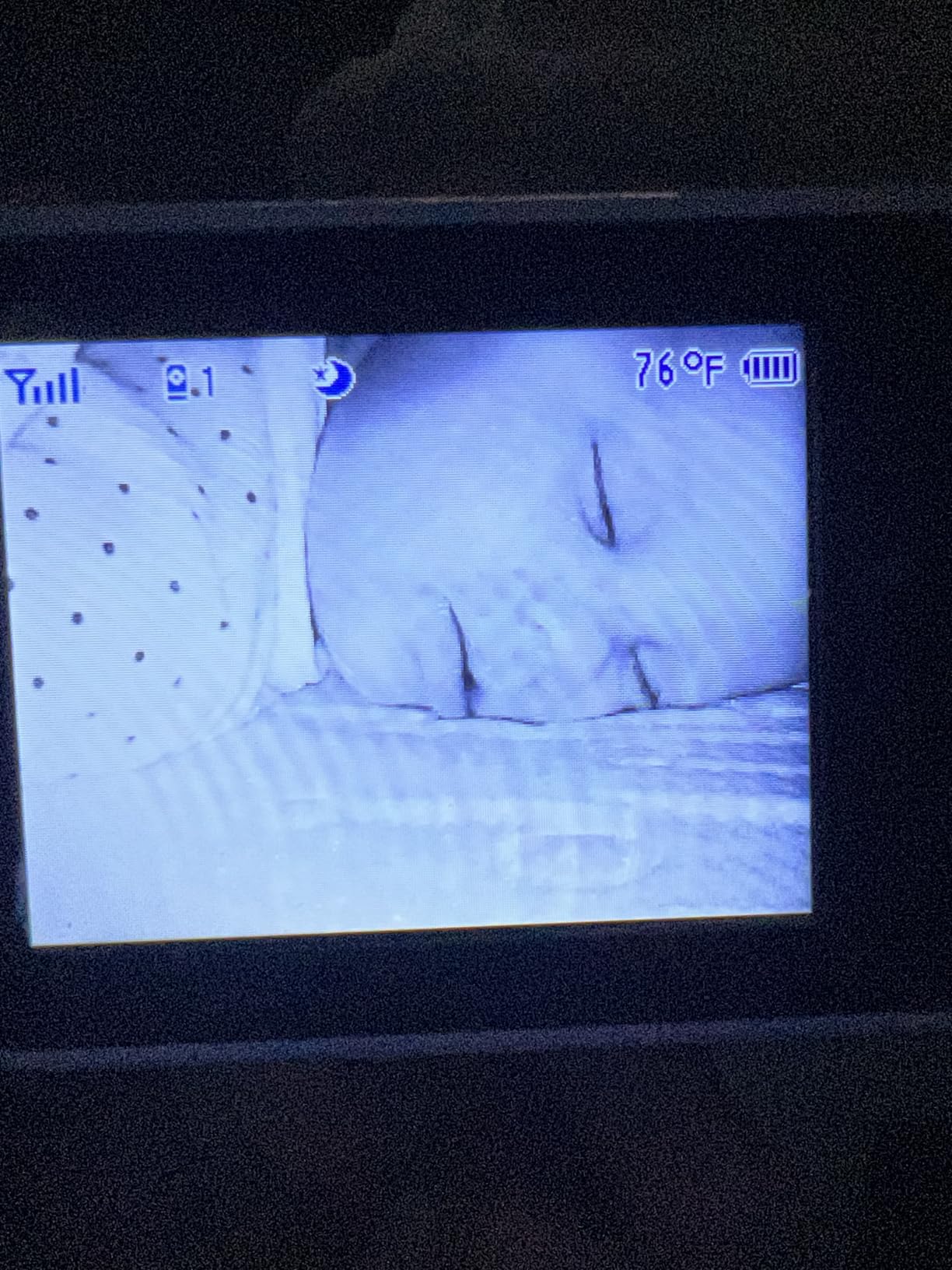 VTech Baby Monitor No WiFi – 19Hr Video Battery, 1000ft Range, Night Vision, Two-Way Talk, Temperature Sensor, Sound-Activated Screen, Lullabies | VM819 customer photo 1