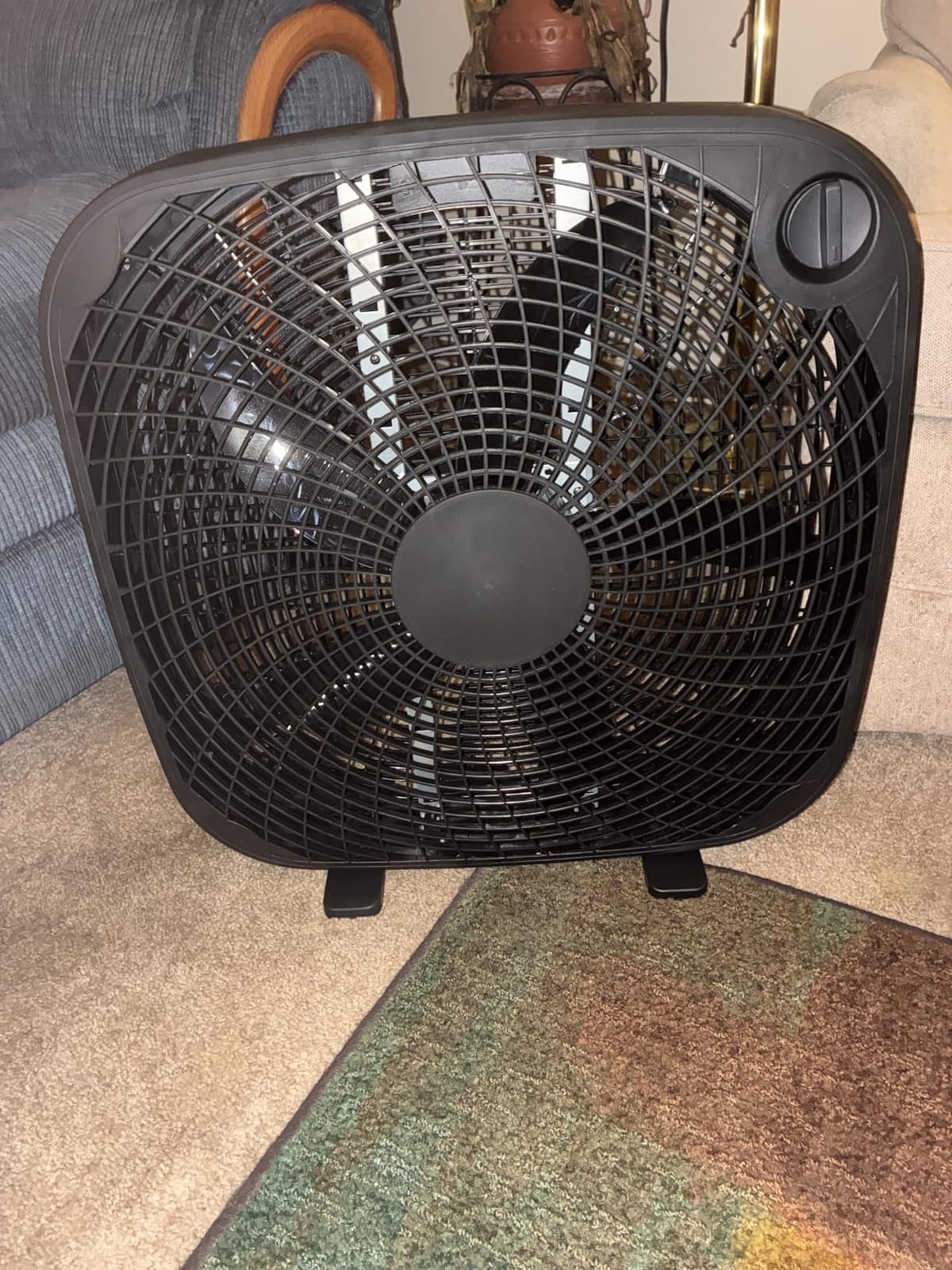 Amazon Basics 3-Speed Box Fan for Bedroom, Portable with Carry Handle, Powerful Airflow, 5 Blades, Lightweight Design, 67 Watts, 20-Inch, Black, 6.8