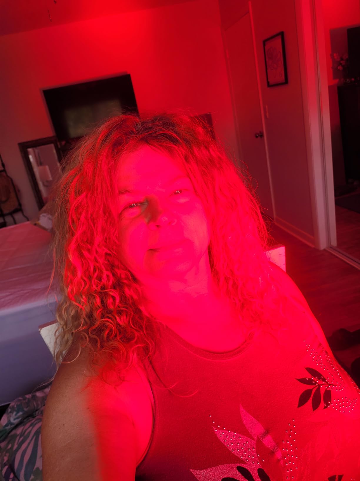 Hooga Red Light Therapy Panel Device - 660nm Red & 850nm Near Infrared Light Therapy, LED Light Therapy Lamp, 60 Dual Chip LEDs, Timer, Table Top Stand Included - PRO300 customer photo 1