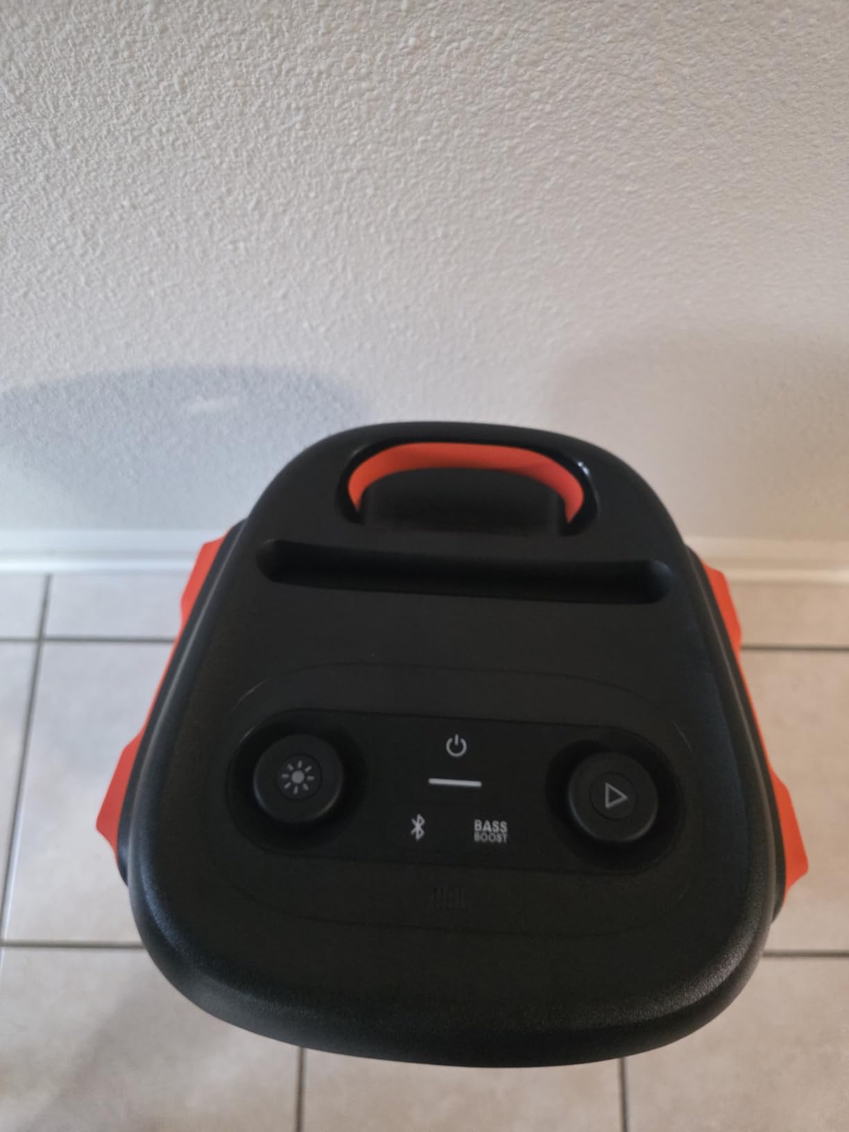 JBL PartyBox 110 - Portable Party Speaker with Built-in Lights, Powerful Sound and Deep Bass, Black customer photo 2