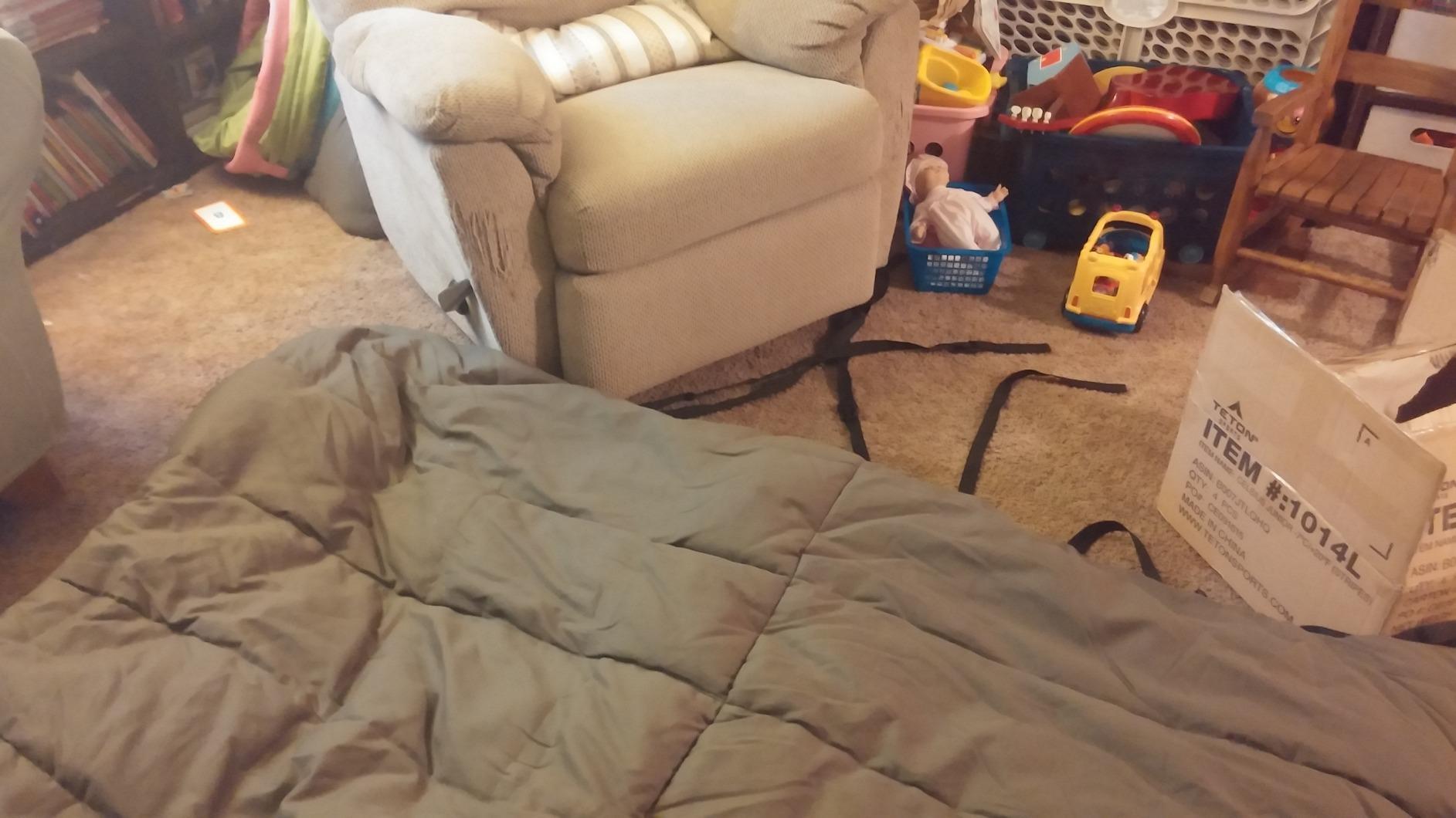 ALPS OutdoorZ Redwood -10°F Flannel-Lined Sleeping Bag with Cotton Canvas Shell, Heavy-Duty Zippers, Oversized Rectangle Design, Cold Weather Camping & Hunting Gear customer photo 1
