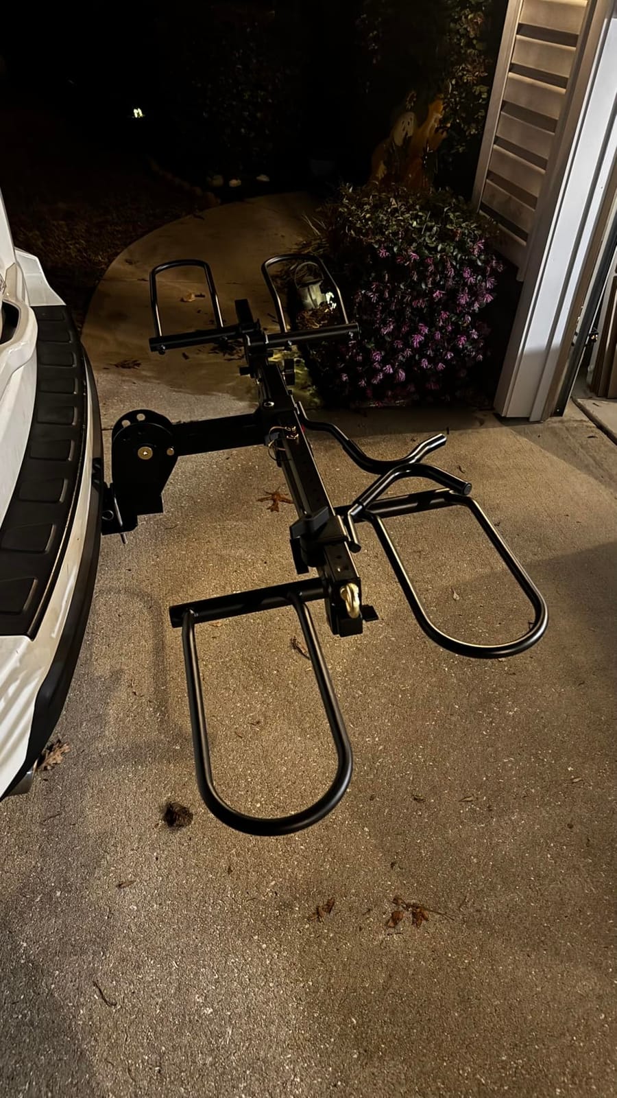 Young Bike Rack Hitch for Car - 200LB 2-Bike Rack Hitch Mount Platform Style Hitch Bike Rack，Smart Tilting & Easy Fold for Car SUV with 2 Inch Receiver，Bike Carrier Fits Up to 5-inch Fat Tire customer photo 2